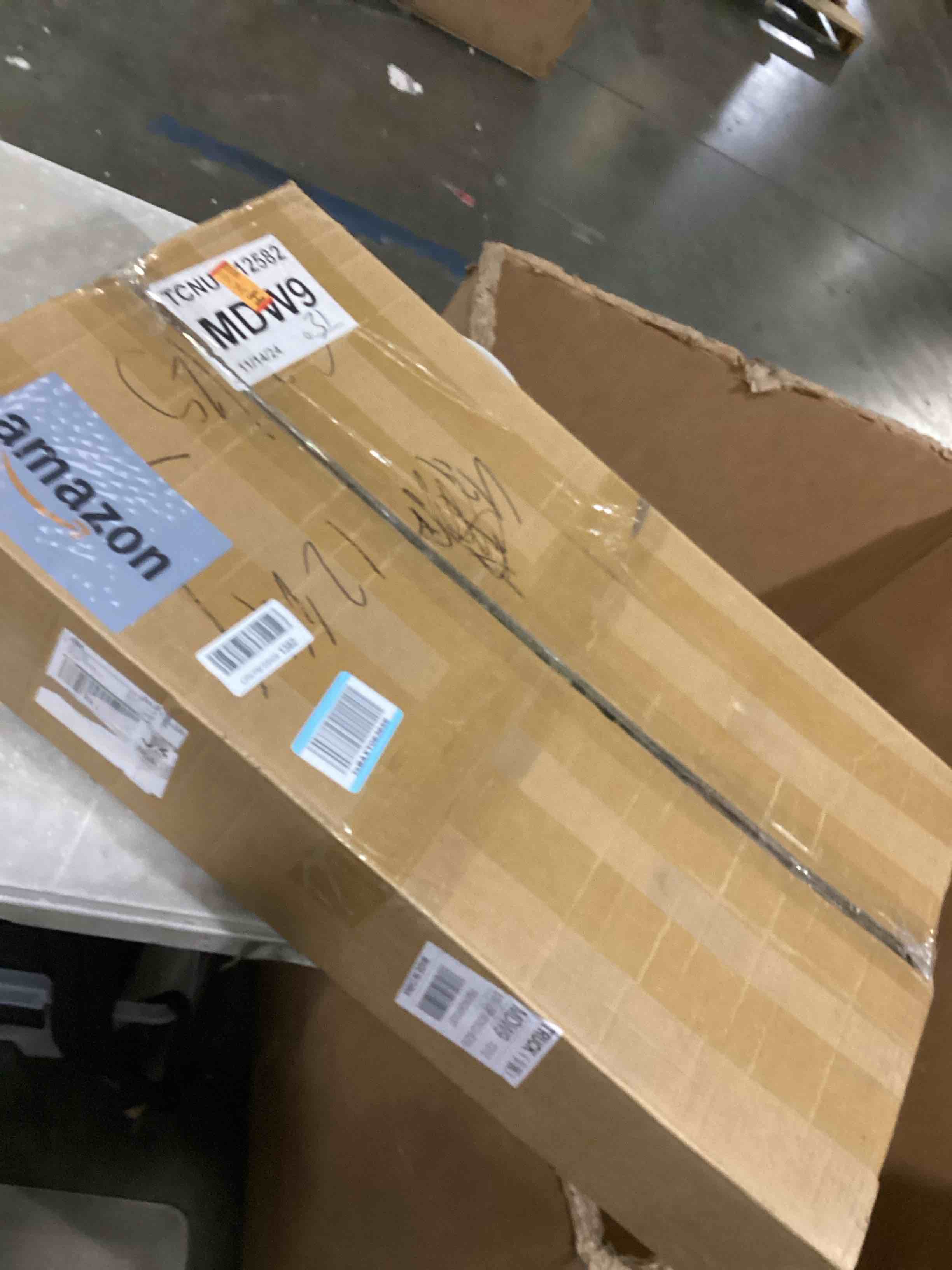 https://s3.amazonaws.com/lotting-images-prod/bidfta/PPE1439462_1743616041928.jpeg