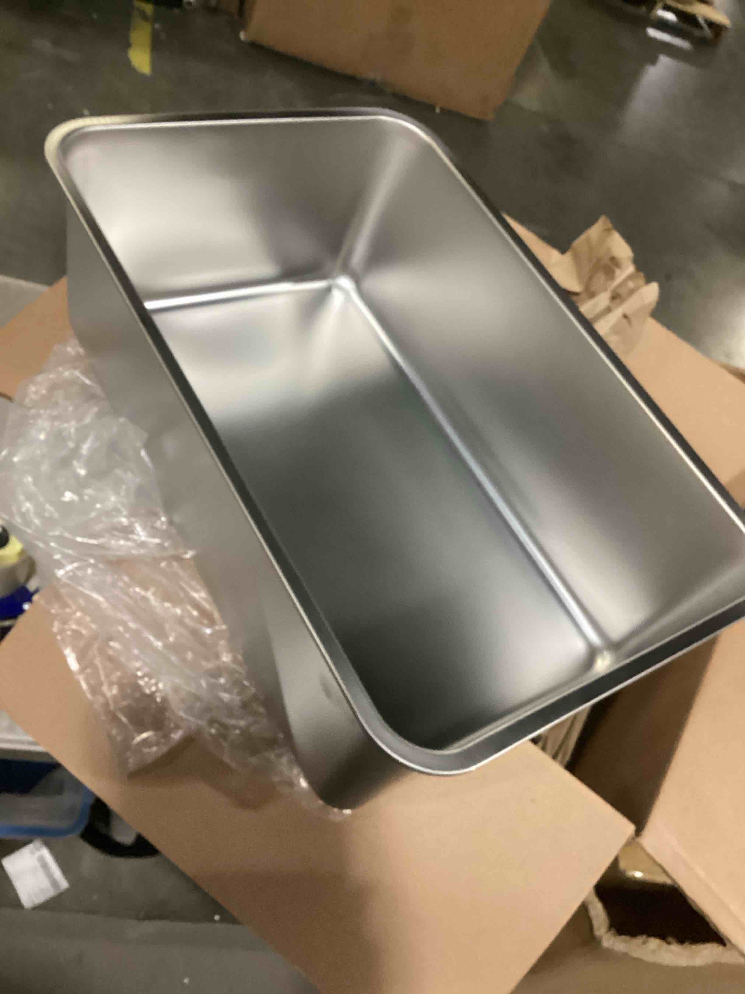 https://s3.amazonaws.com/lotting-images-prod/bidfta/PPE1439463_1743616115764.jpeg