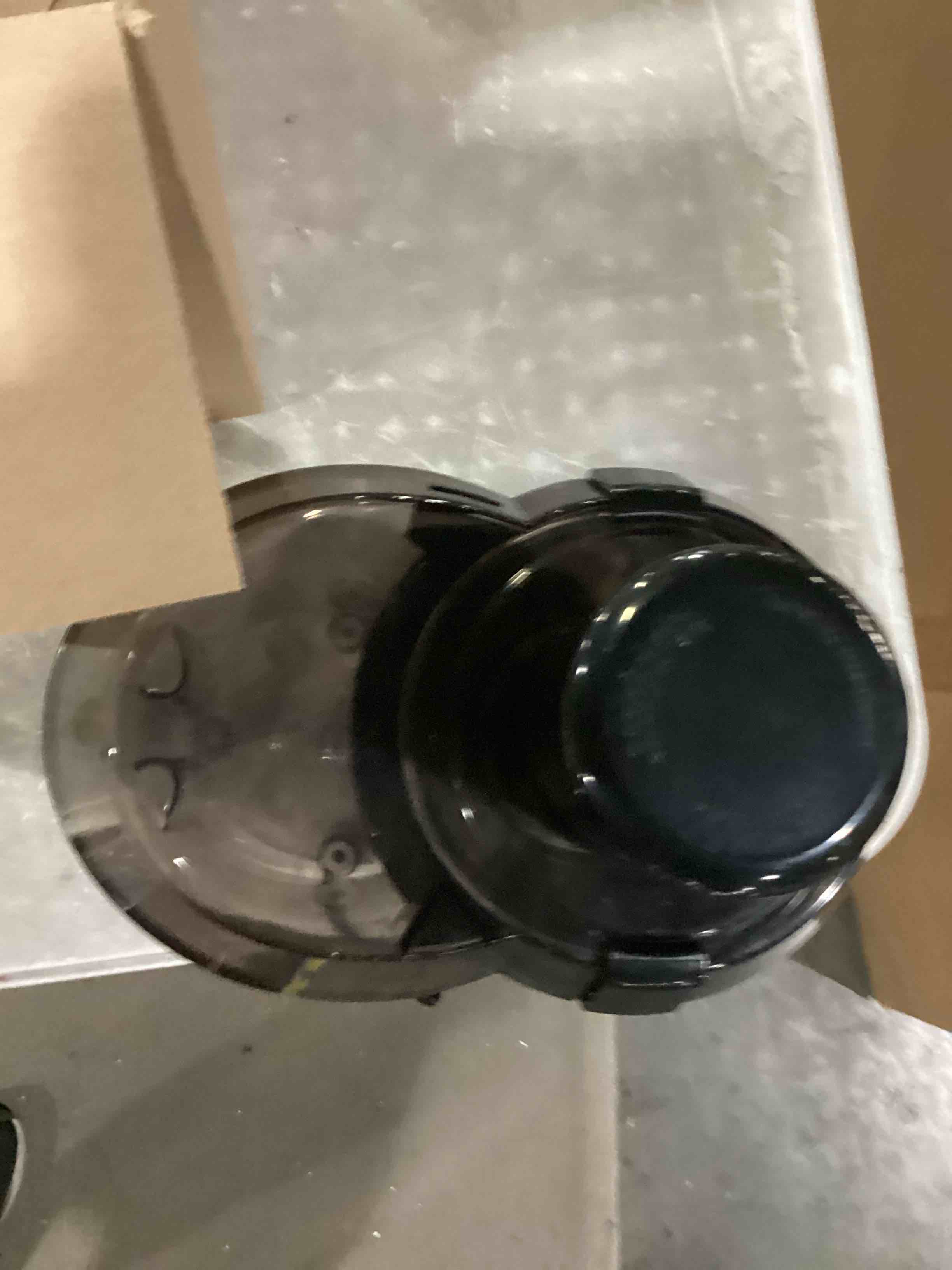 https://s3.amazonaws.com/lotting-images-prod/bidfta/PPE1439488_1743620584550.jpeg