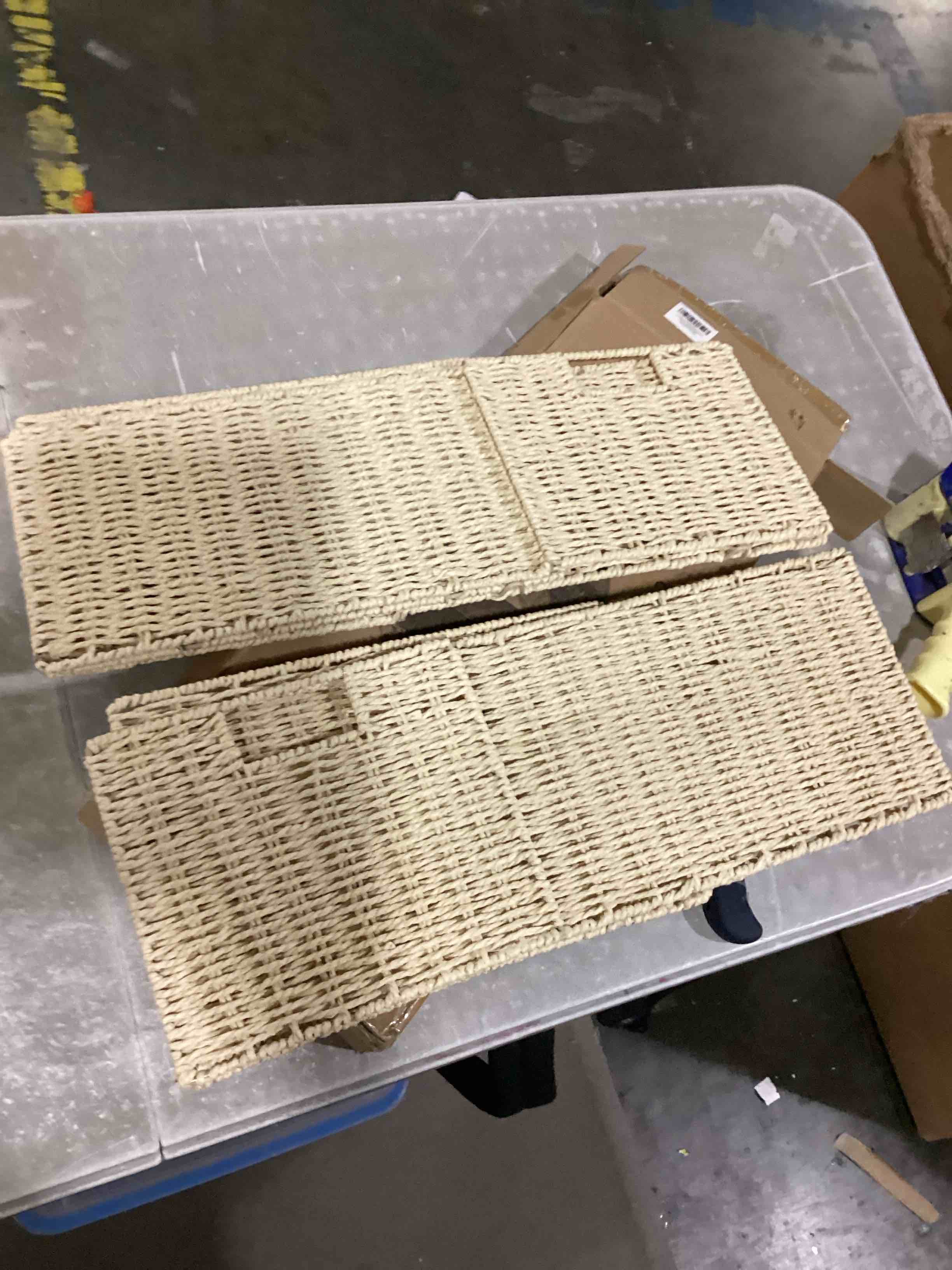 https://s3.amazonaws.com/lotting-images-prod/bidfta/PPE1439549_1743685687670.jpeg
