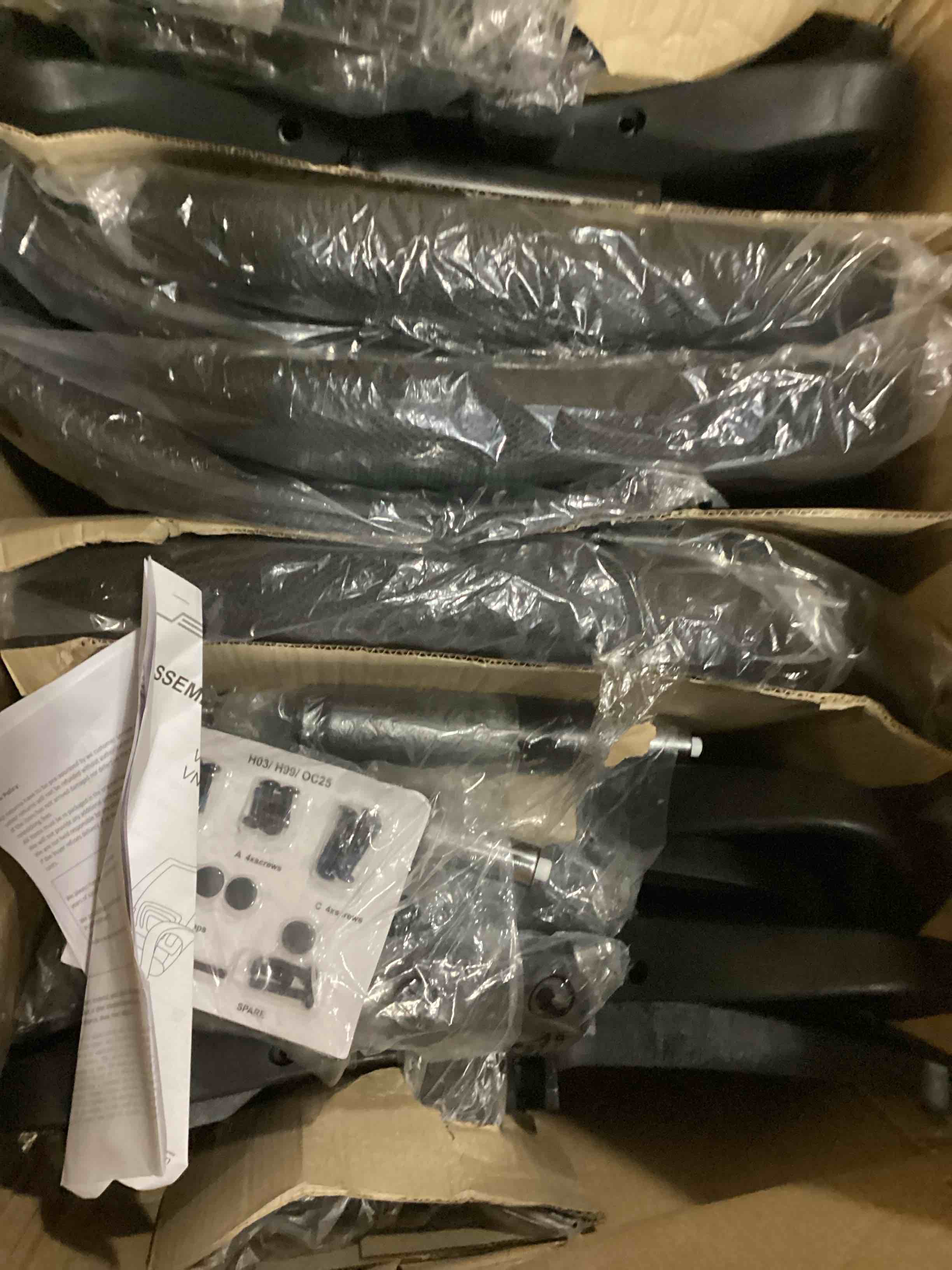 https://s3.amazonaws.com/lotting-images-prod/bidfta/PPE1439646_1743768397482.jpeg