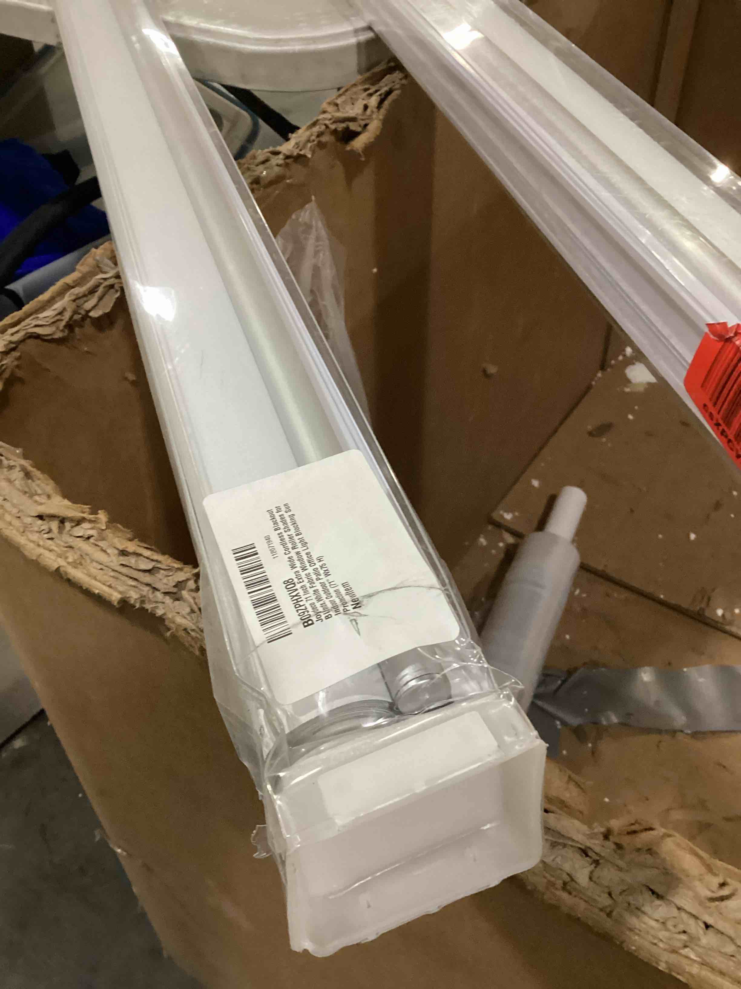 https://s3.amazonaws.com/lotting-images-prod/bidfta/PPE1439675_1743774650875.jpeg