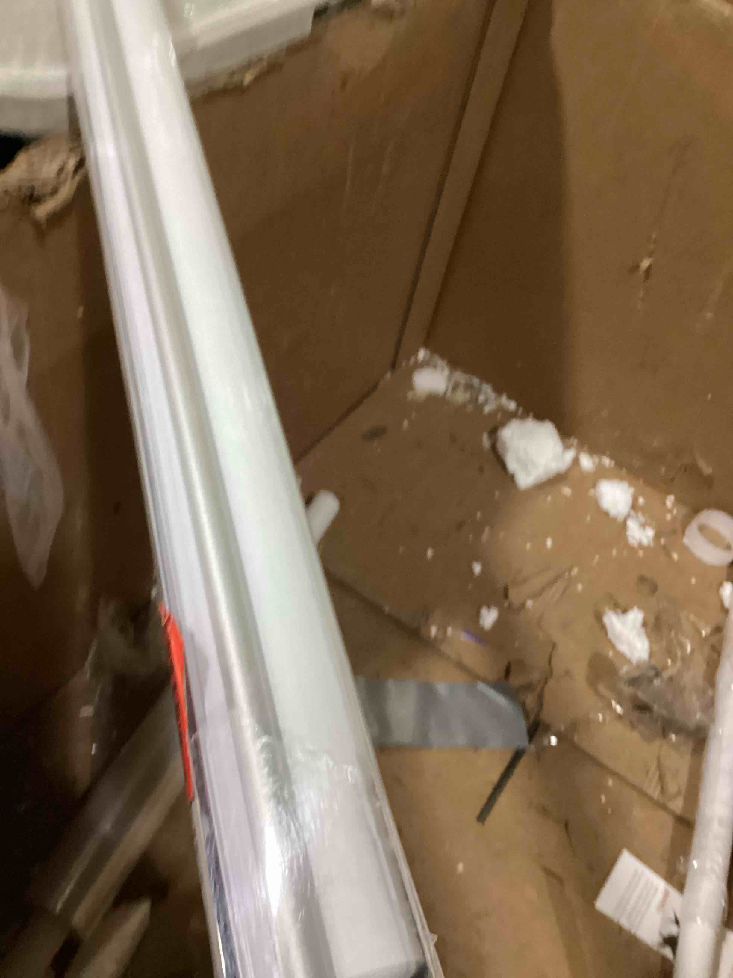 https://s3.amazonaws.com/lotting-images-prod/bidfta/PPE1439675_1743774652572.jpeg