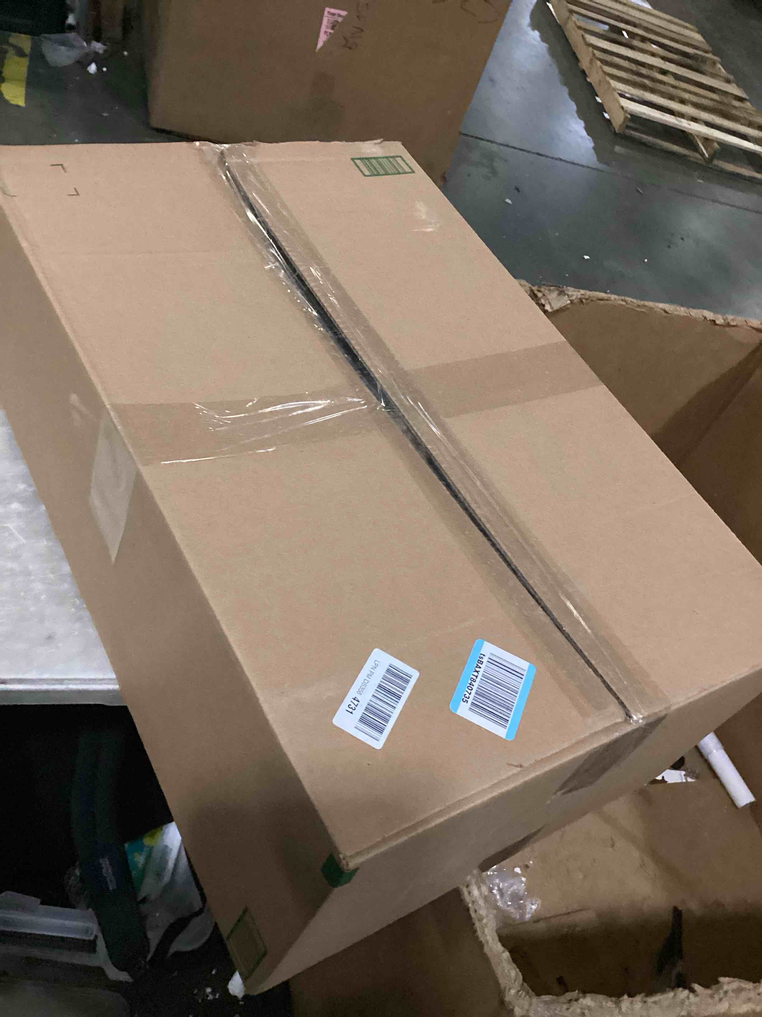 https://s3.amazonaws.com/lotting-images-prod/bidfta/PPE1439700_1743784766677.jpeg
