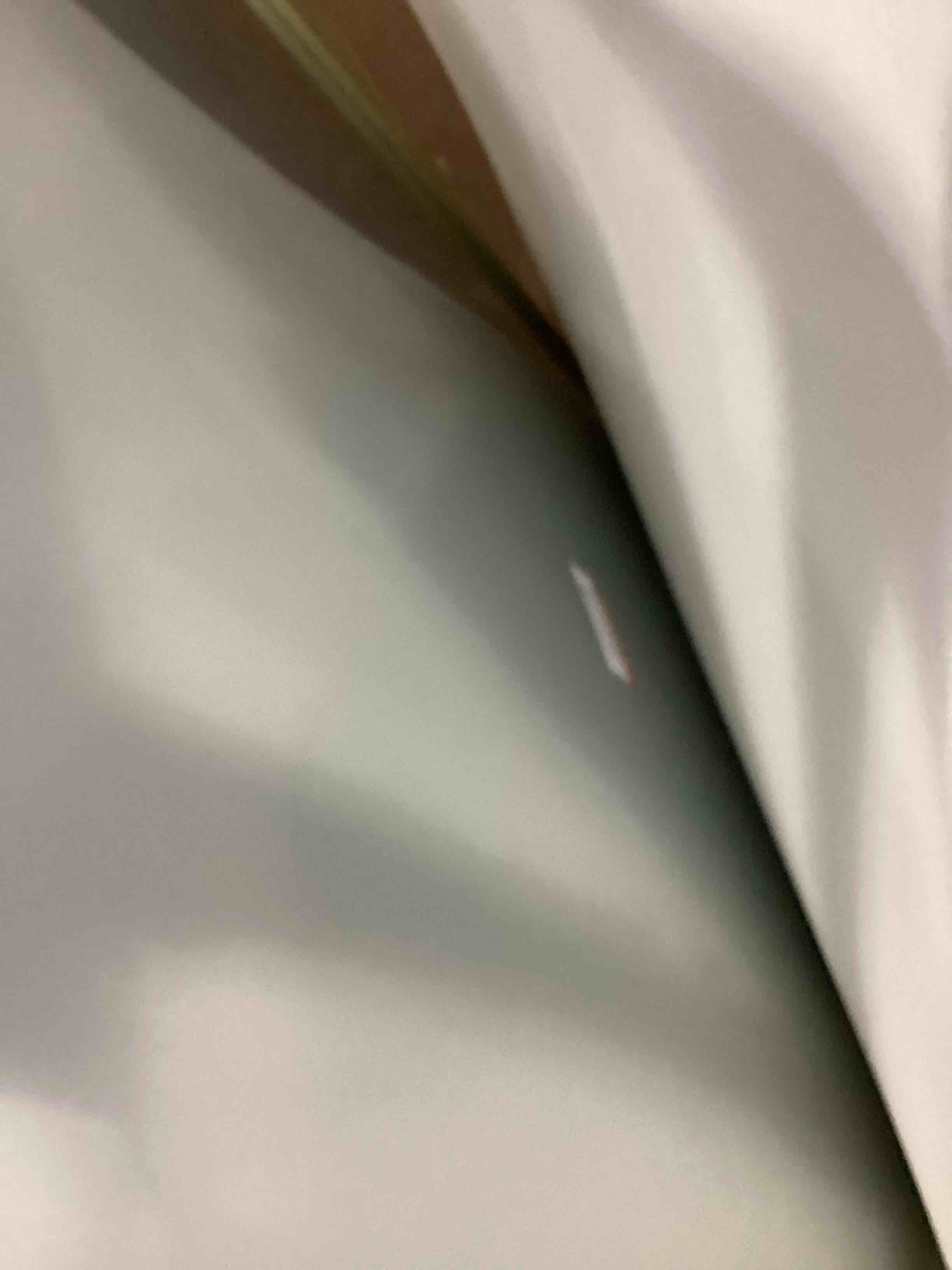 https://s3.amazonaws.com/lotting-images-prod/bidfta/PPE1440140_1744372318358.jpeg