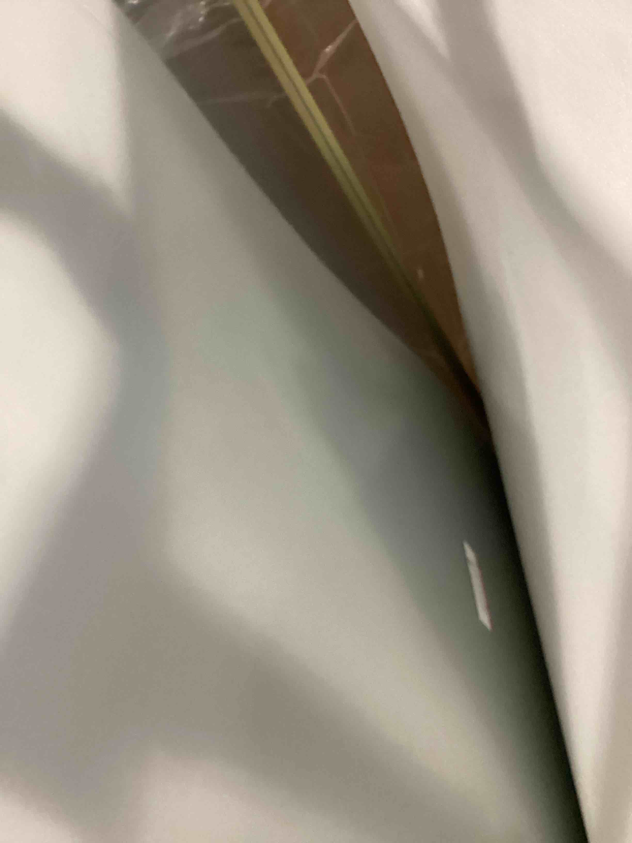 https://s3.amazonaws.com/lotting-images-prod/bidfta/PPE1440140_1744372320187.jpeg