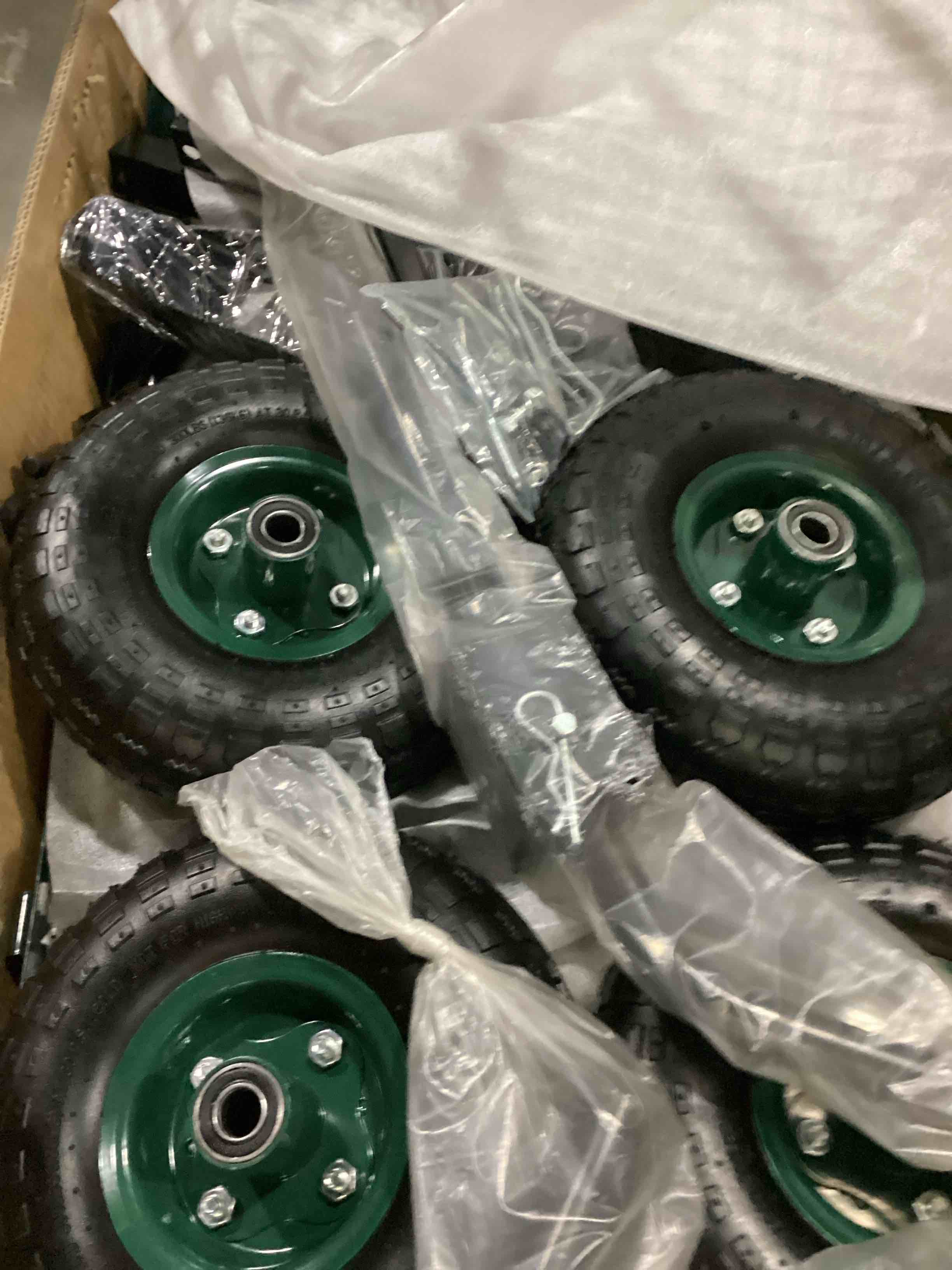https://s3.amazonaws.com/lotting-images-prod/bidfta/PPE1440203_1744383045917.jpeg