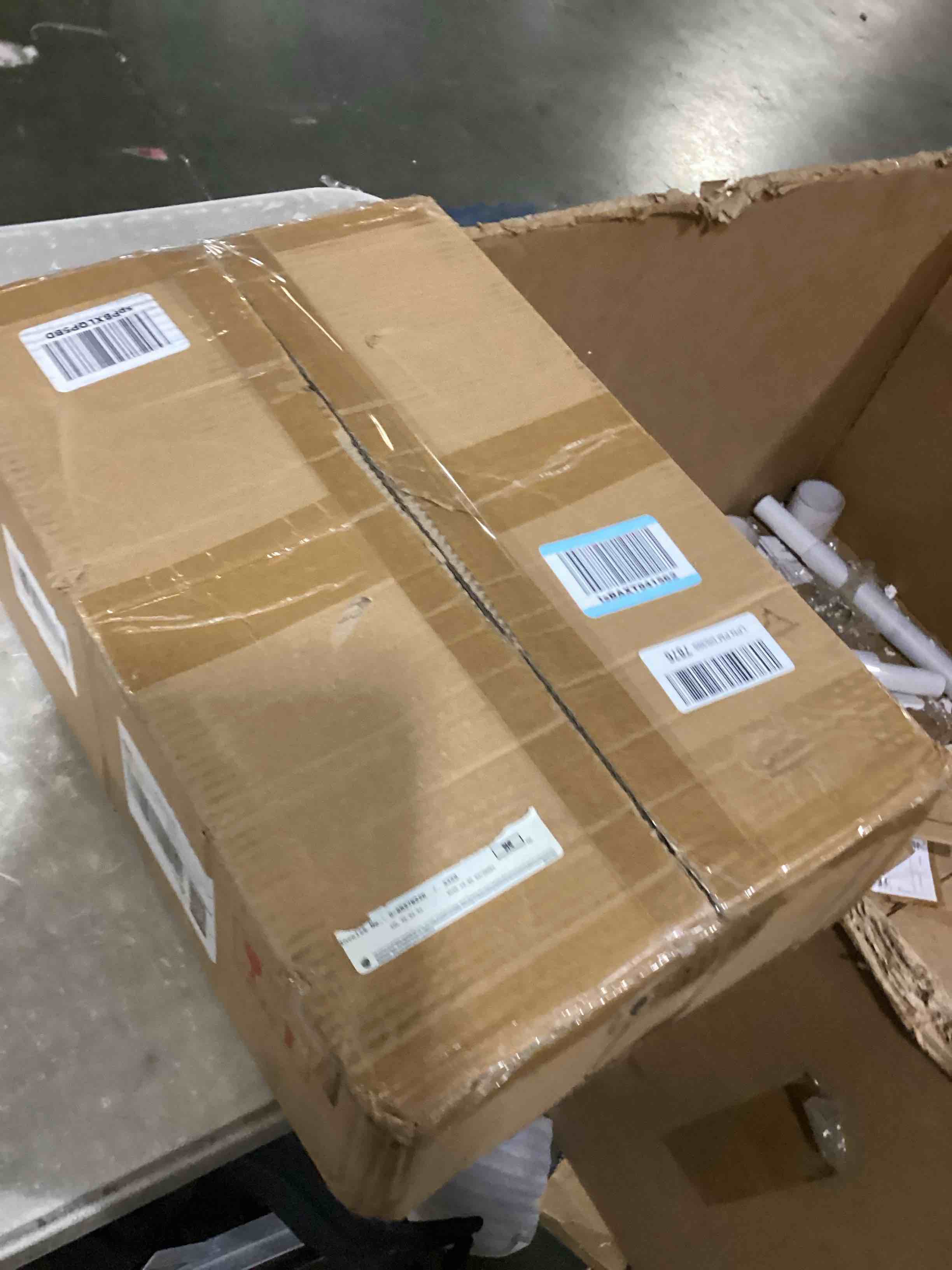 https://s3.amazonaws.com/lotting-images-prod/bidfta/PPE1440207_1744383847859.jpeg