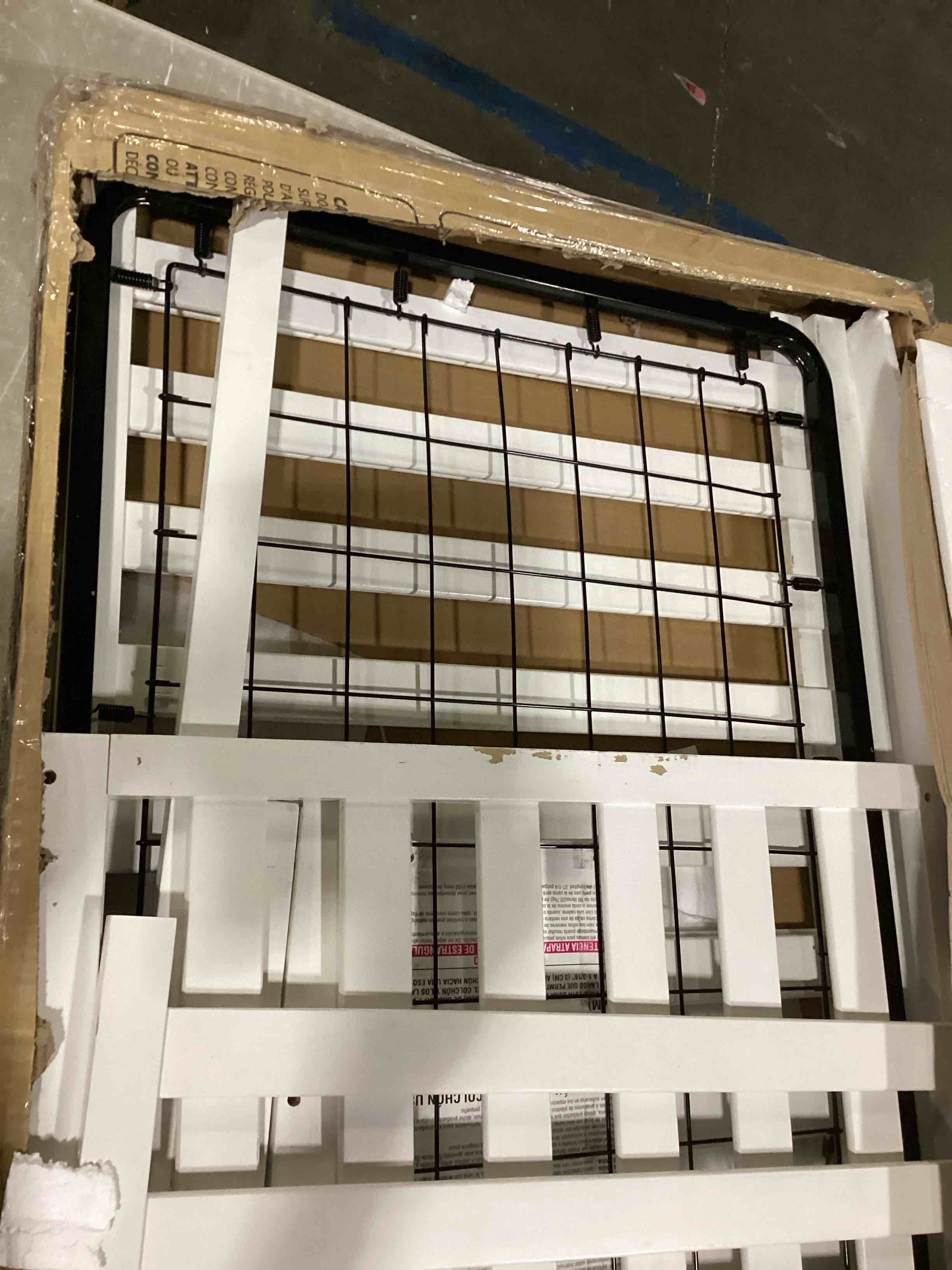 https://s3.amazonaws.com/lotting-images-prod/bidfta/PPE1440212_1744384673702.jpeg