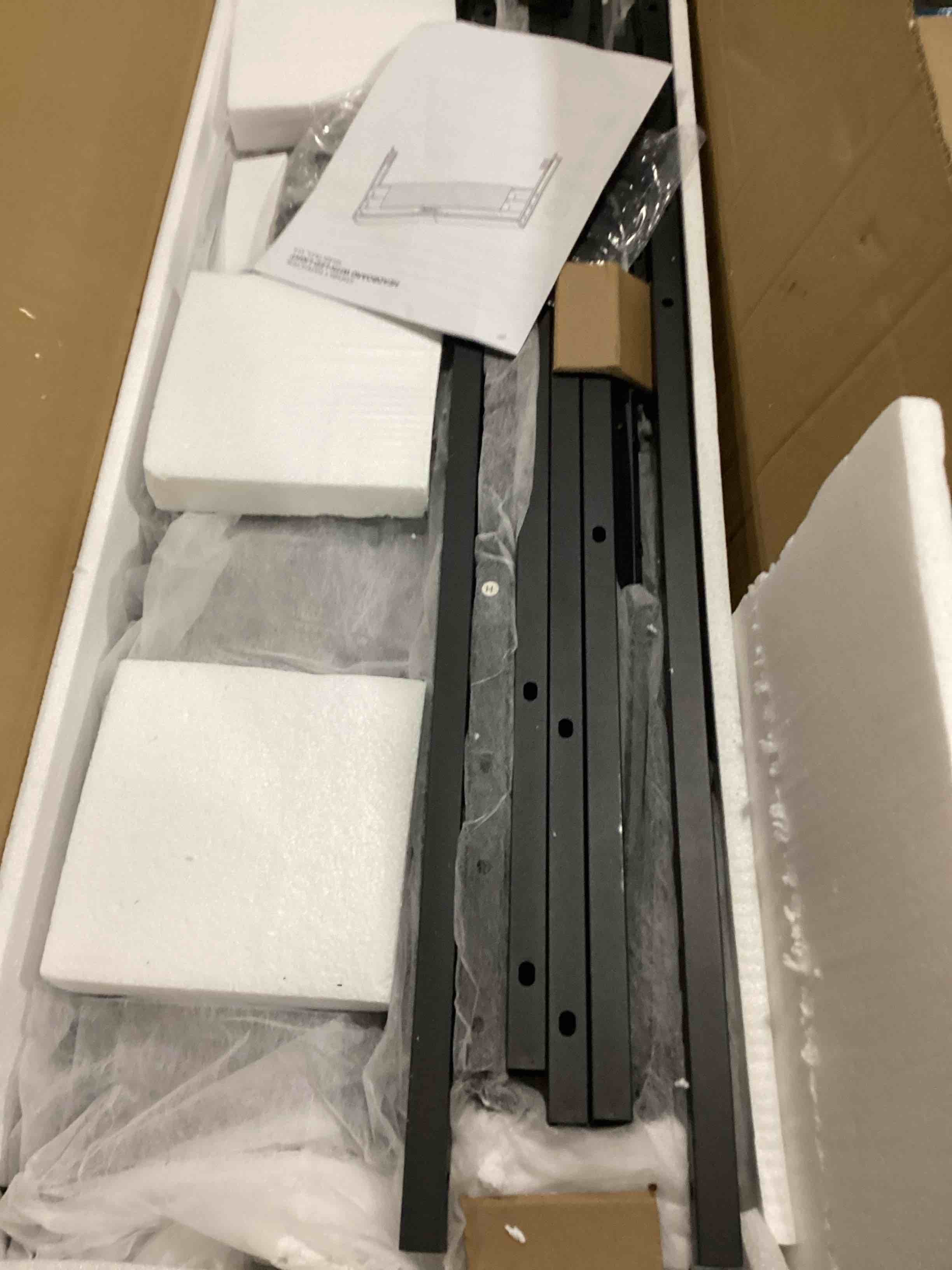 https://s3.amazonaws.com/lotting-images-prod/bidfta/PPE1440301_1744645330058.jpeg