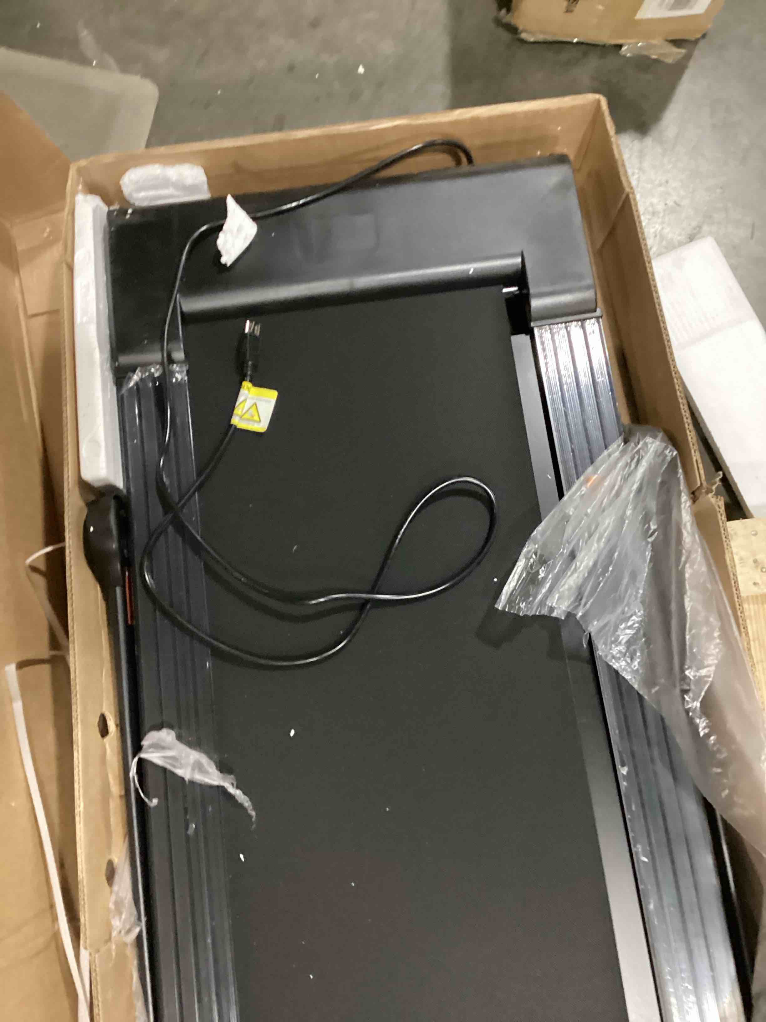 https://s3.amazonaws.com/lotting-images-prod/bidfta/PPE1440310_1744649236827.jpeg