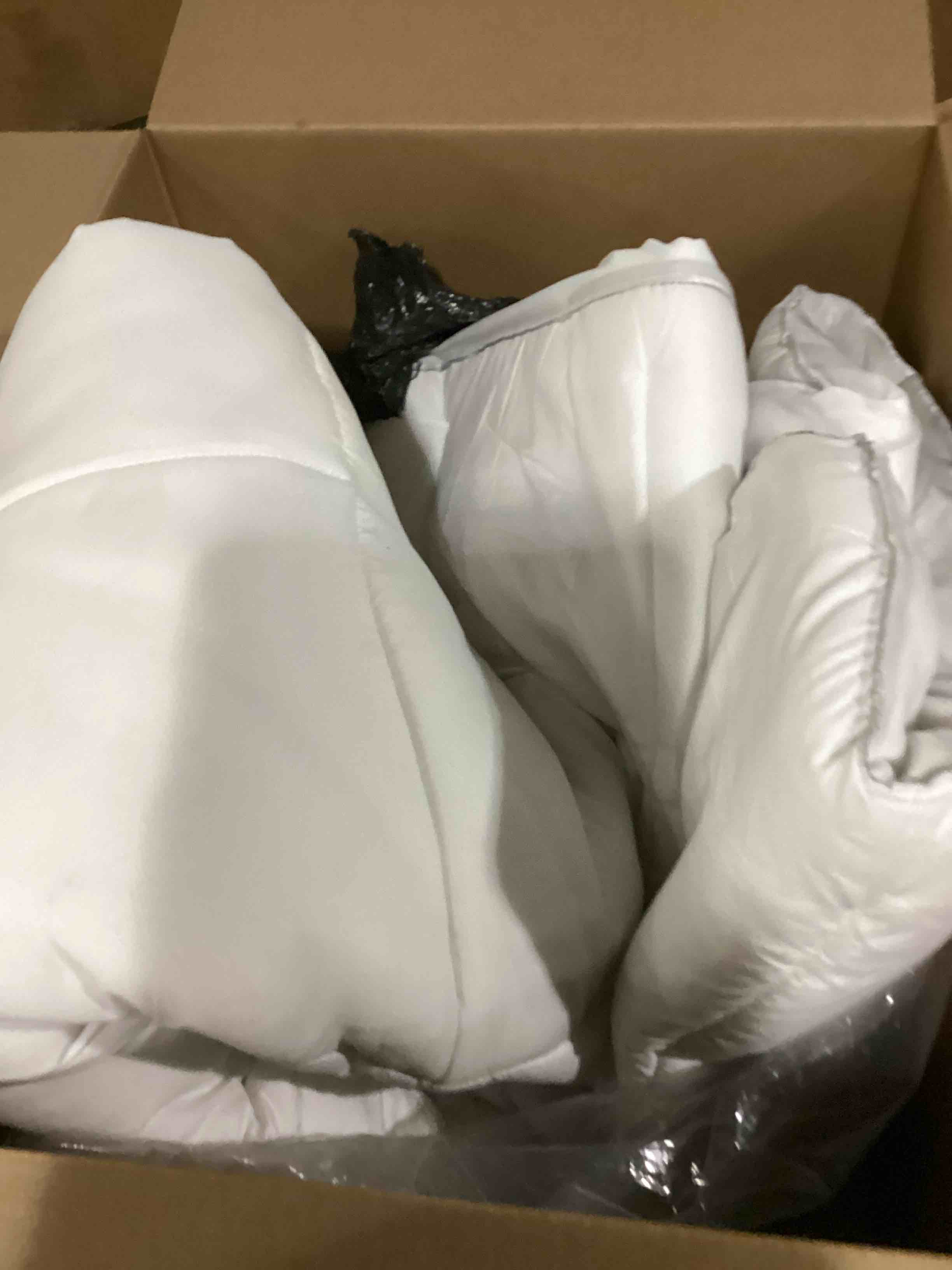 https://s3.amazonaws.com/lotting-images-prod/bidfta/PPE1440833_1745415691553.jpeg