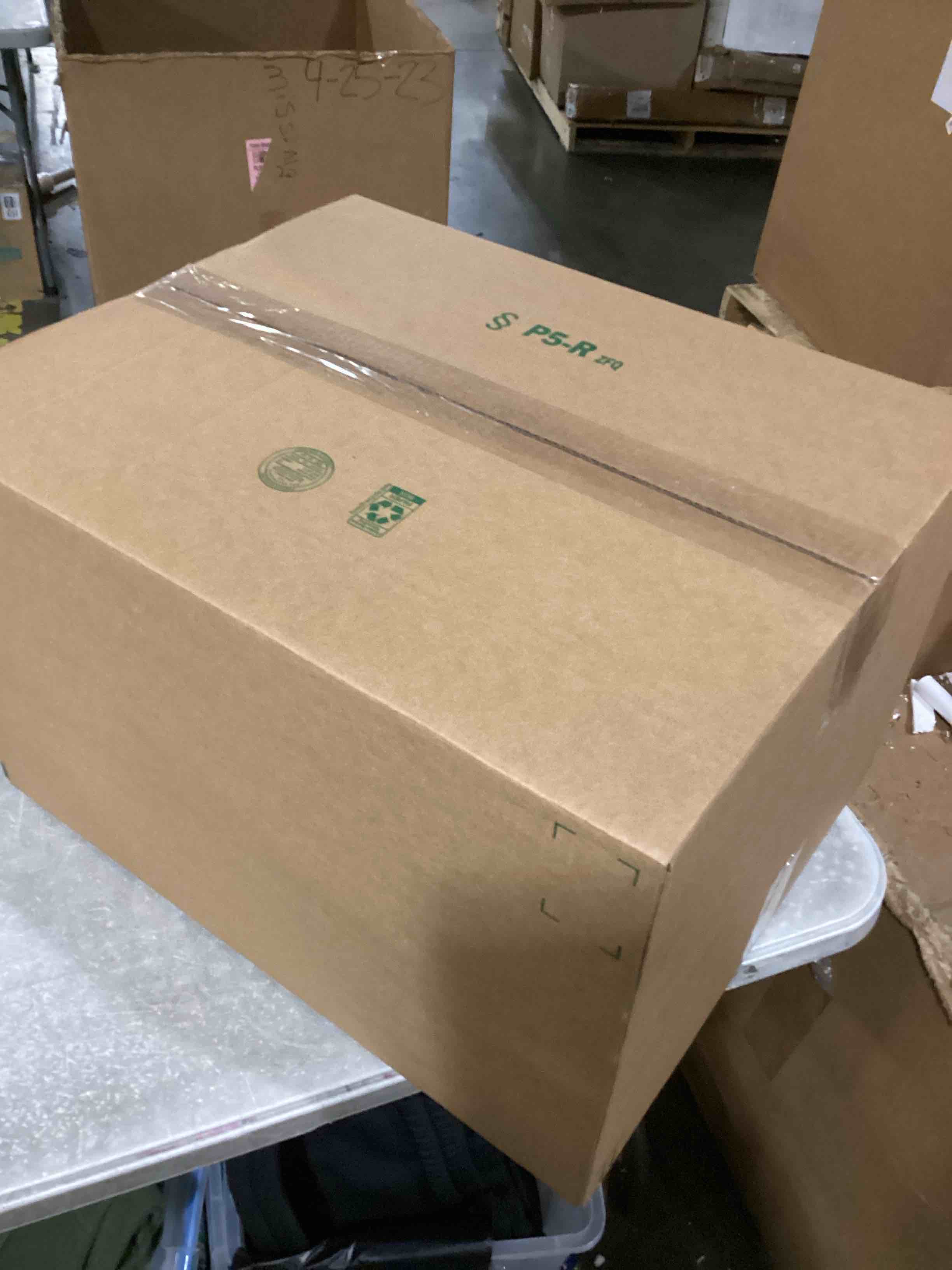 https://s3.amazonaws.com/lotting-images-prod/bidfta/PPE1440833_1745415765866.jpeg