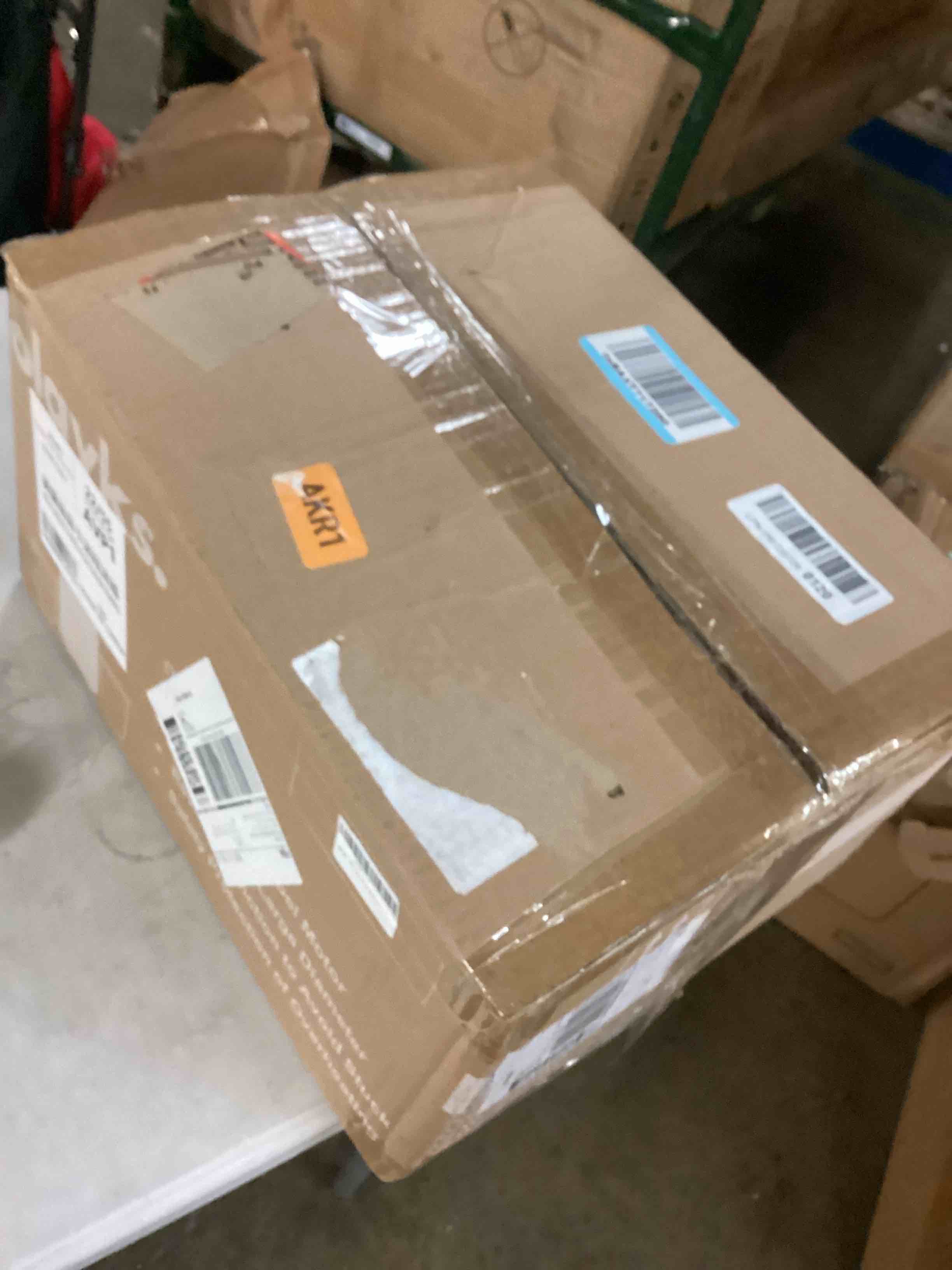 https://s3.amazonaws.com/lotting-images-prod/bidfta/PPE1441933_1745609367200.jpeg