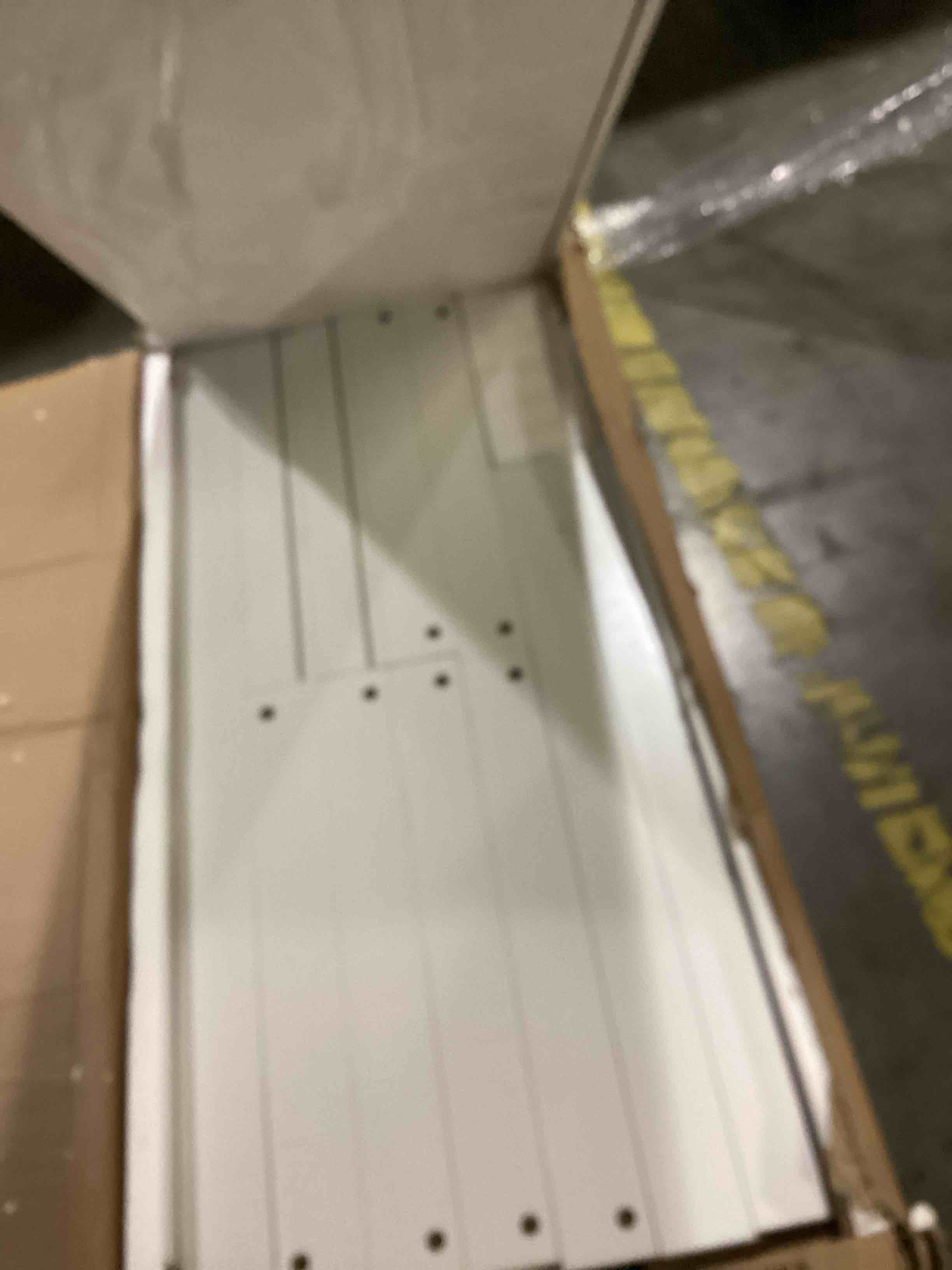 https://s3.amazonaws.com/lotting-images-prod/bidfta/PPE1444243_1740054220259.jpeg