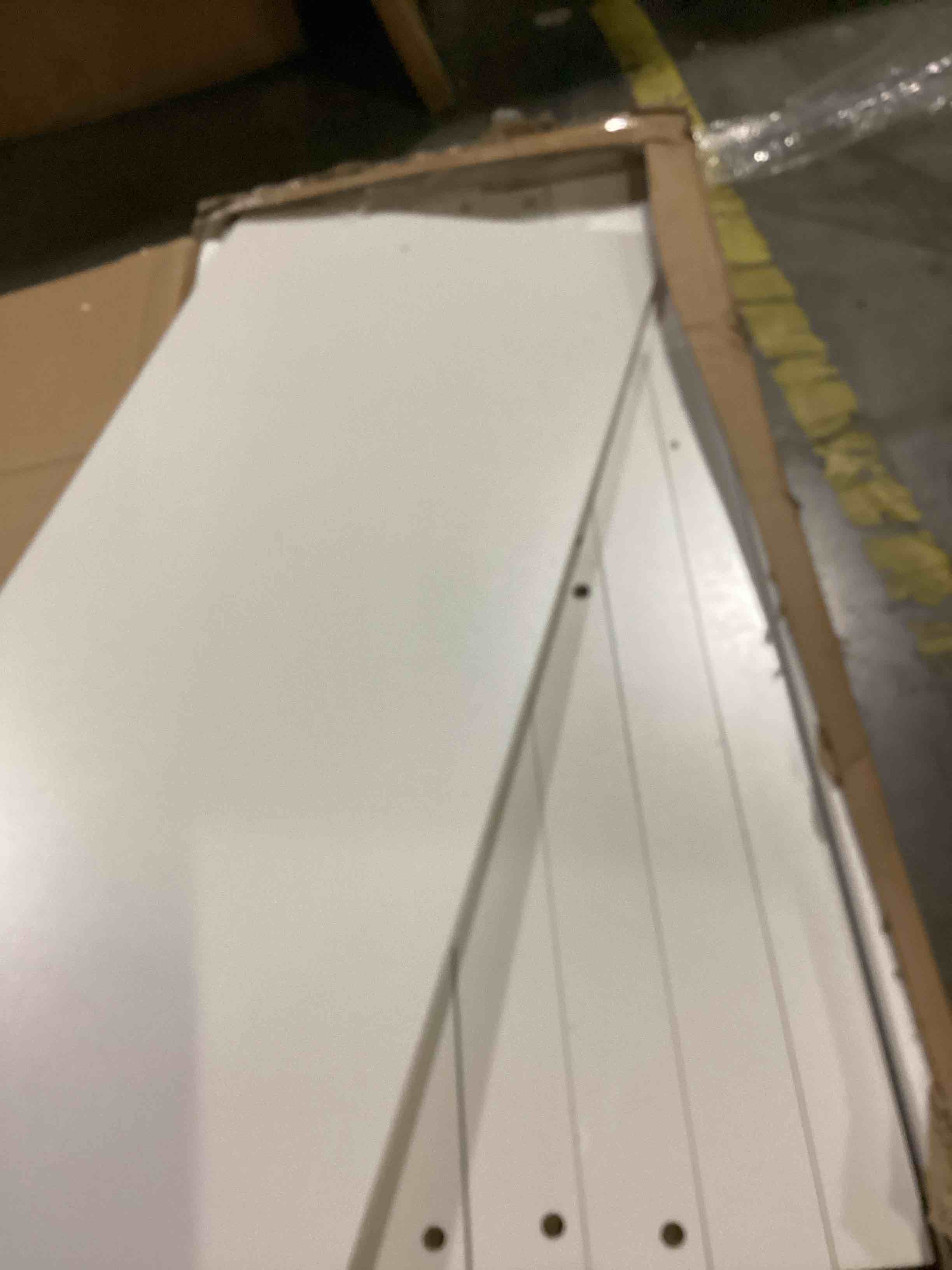 https://s3.amazonaws.com/lotting-images-prod/bidfta/PPE1444243_1740054228677.jpeg
