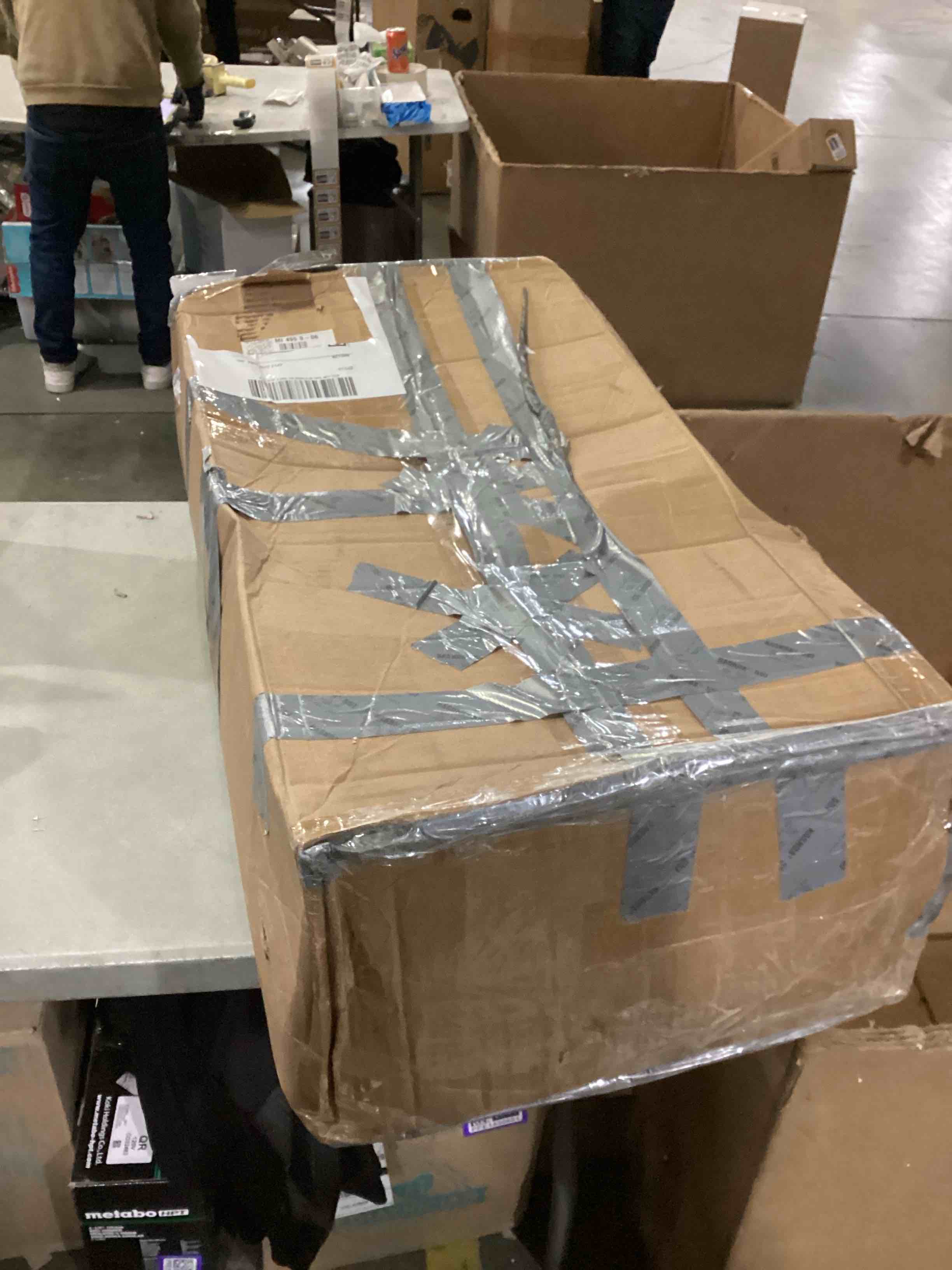 https://s3.amazonaws.com/lotting-images-prod/bidfta/PPE1444246_1740054797584.jpeg
