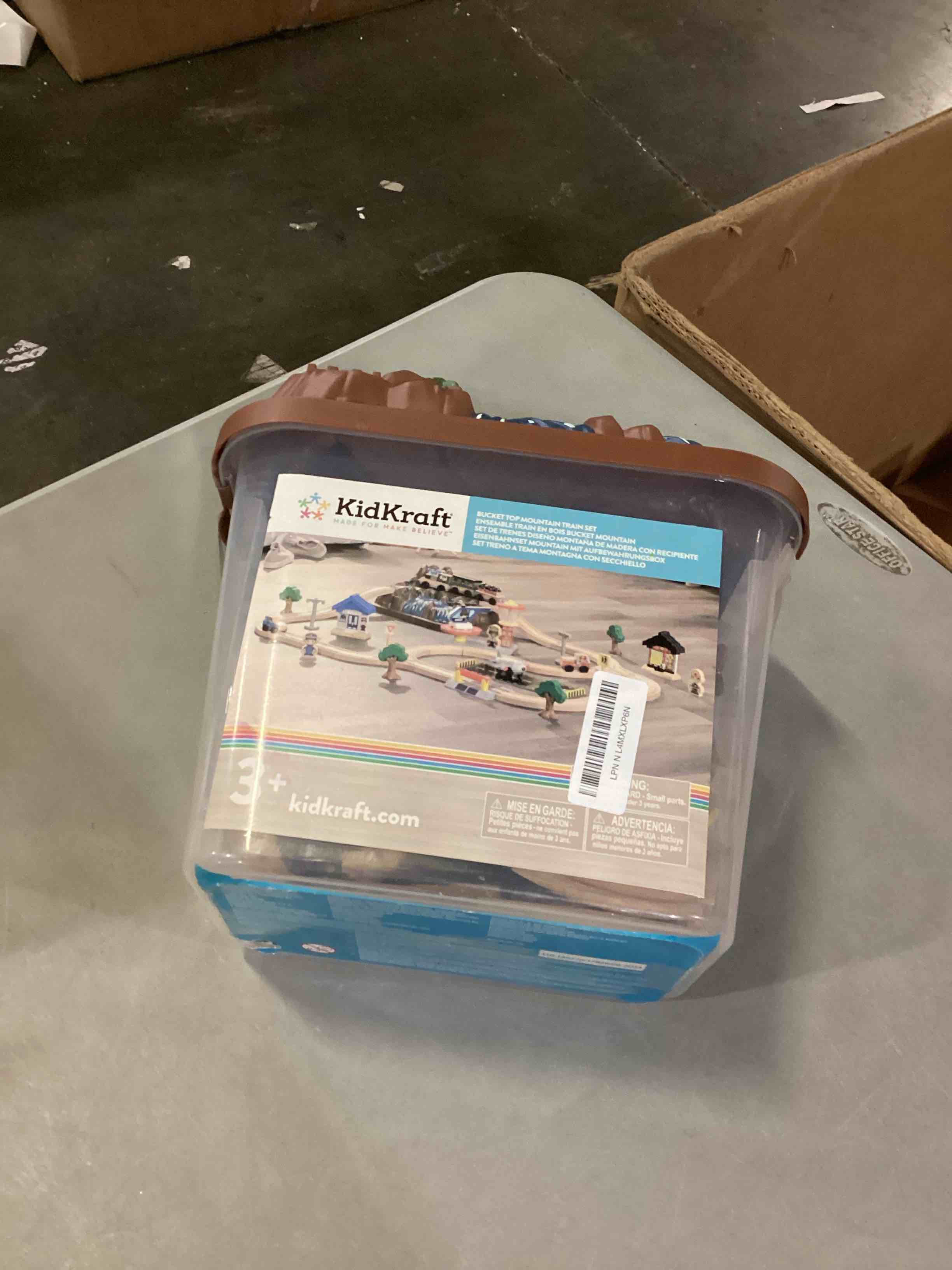 https://s3.amazonaws.com/lotting-images-prod/bidfta/PPE1444337_1740076981328.jpeg