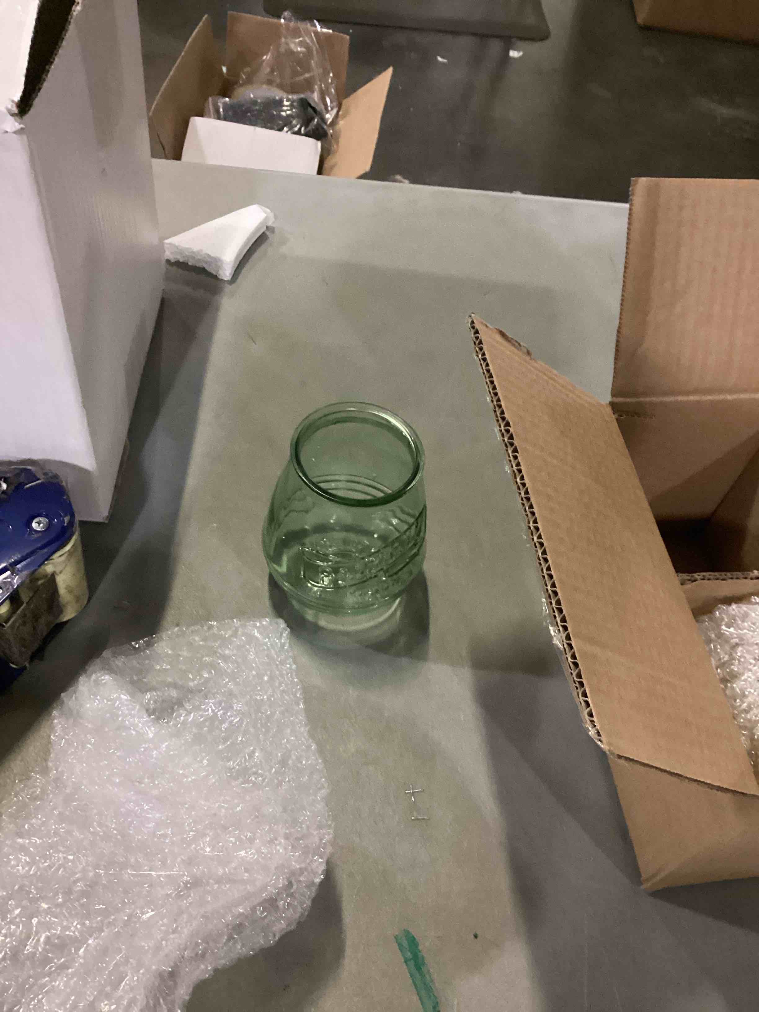 https://s3.amazonaws.com/lotting-images-prod/bidfta/PPE1444739_1740576496242.jpeg
