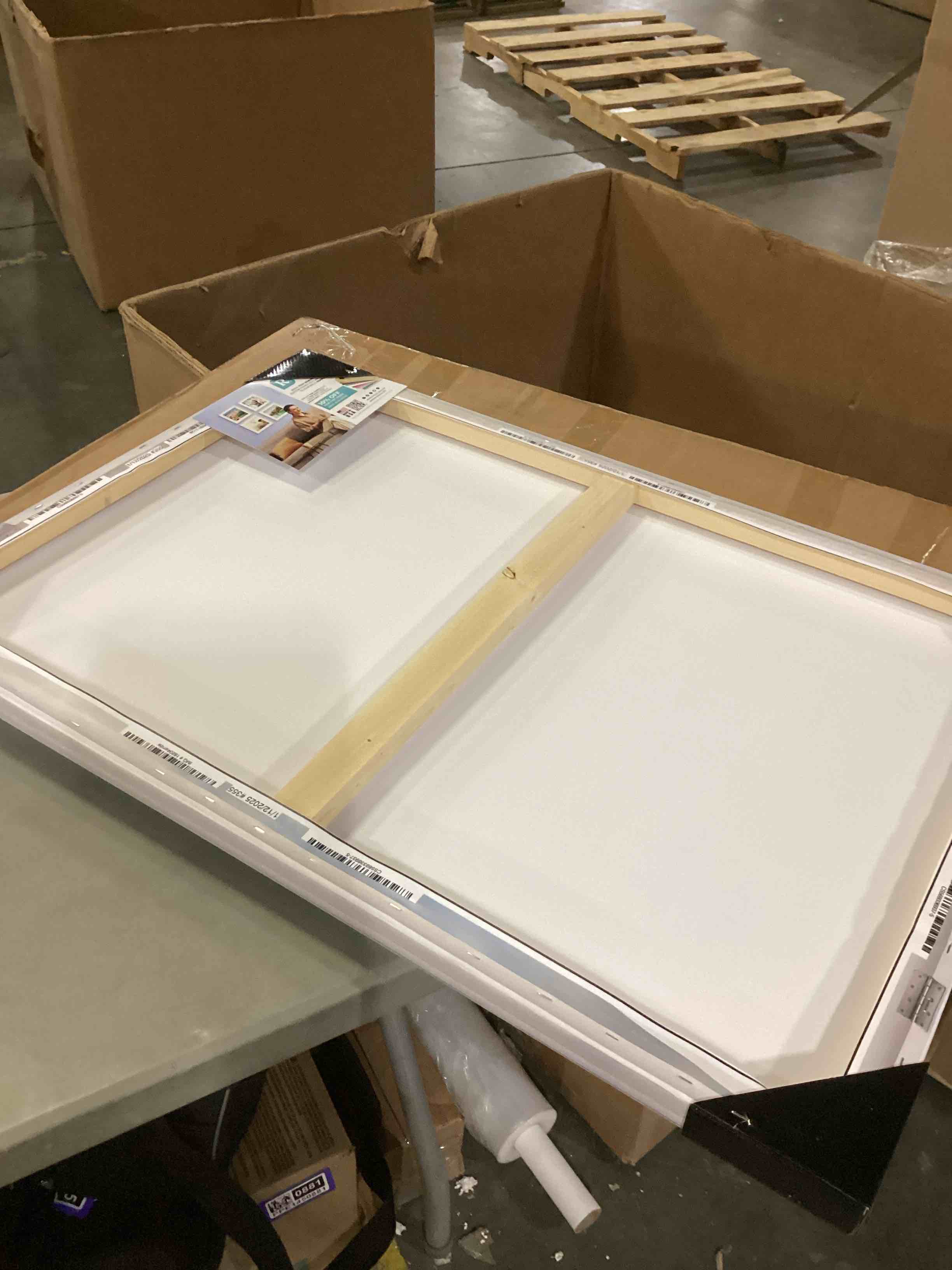 https://s3.amazonaws.com/lotting-images-prod/bidfta/PPE1444760_1740585511725.jpeg