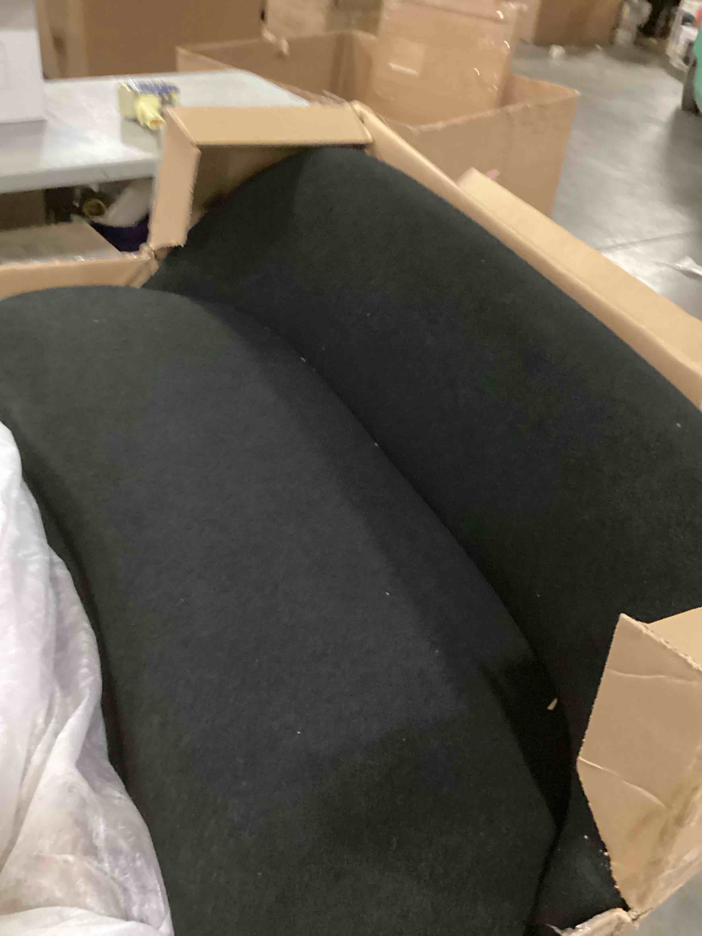 https://s3.amazonaws.com/lotting-images-prod/bidfta/PPE1444774_1740593682593.jpeg