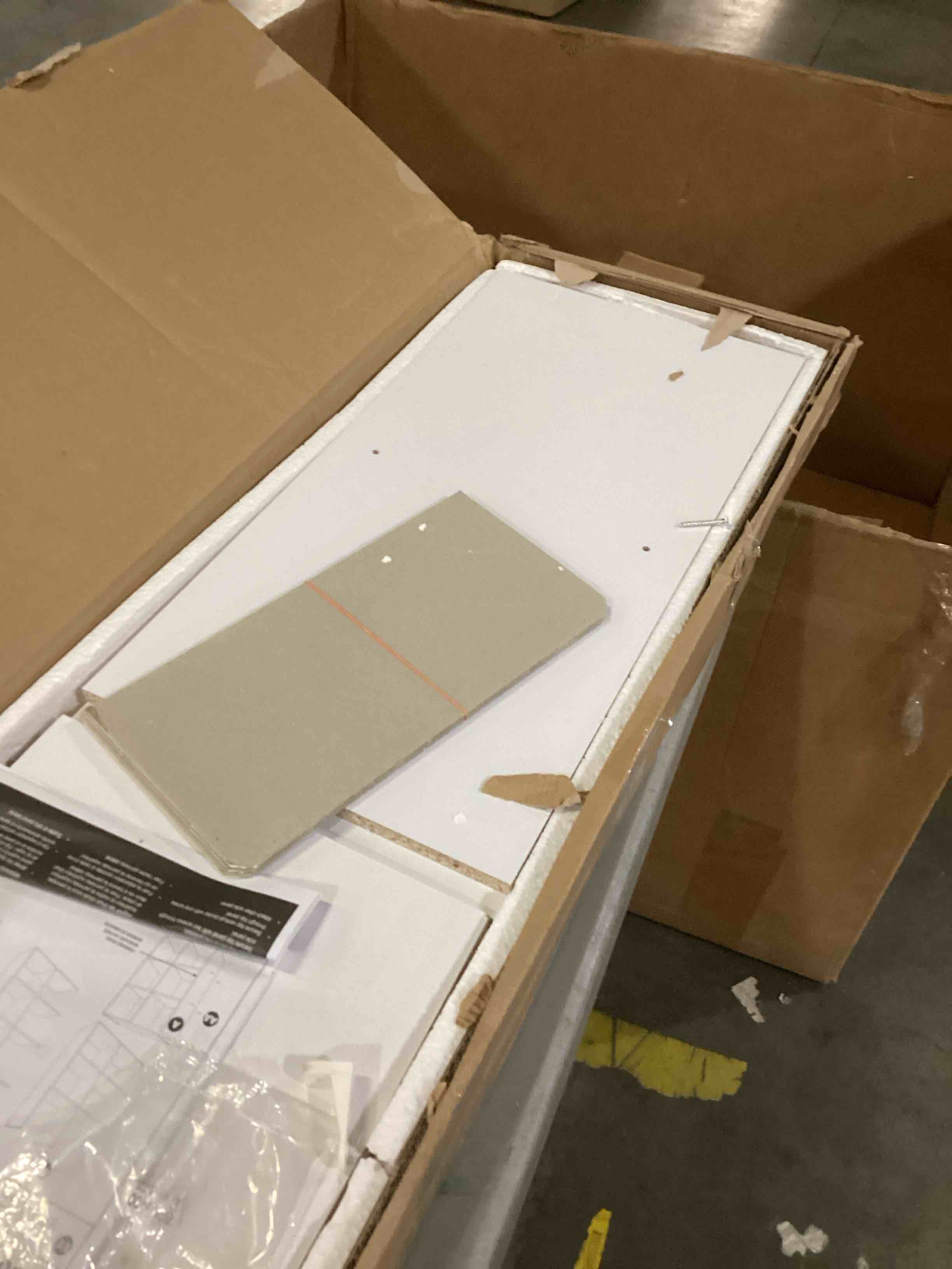 https://s3.amazonaws.com/lotting-images-prod/bidfta/PPE1444919_1740744486268.jpeg