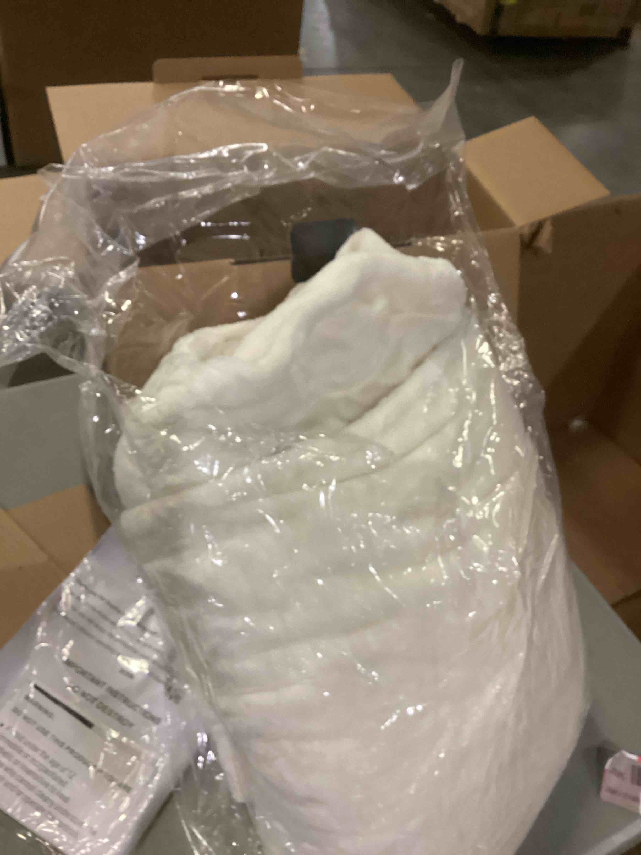 https://s3.amazonaws.com/lotting-images-prod/bidfta/PPE1445031_1741005950978.jpeg
