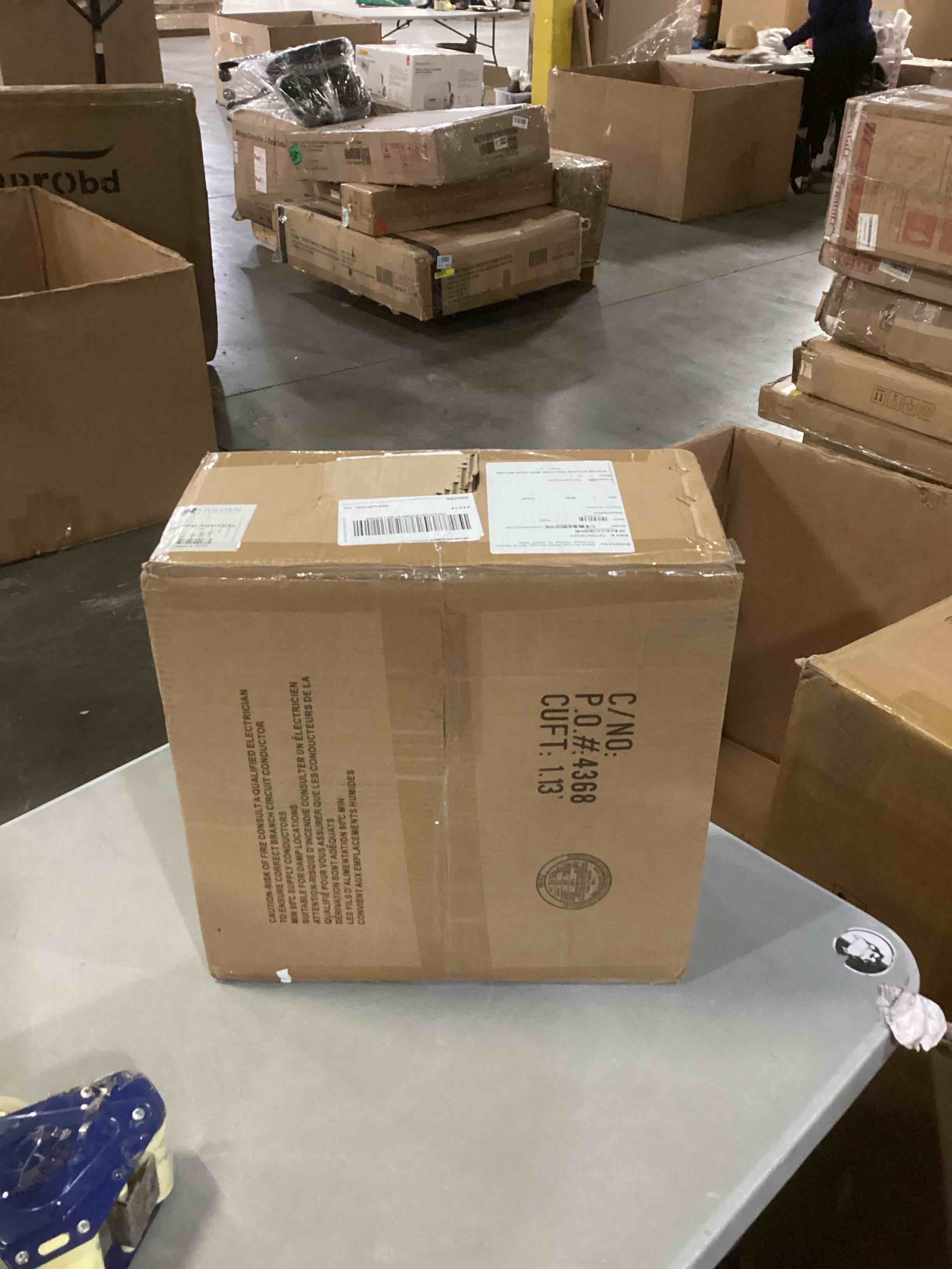 https://s3.amazonaws.com/lotting-images-prod/bidfta/PPE1445044_1741008669953.jpeg