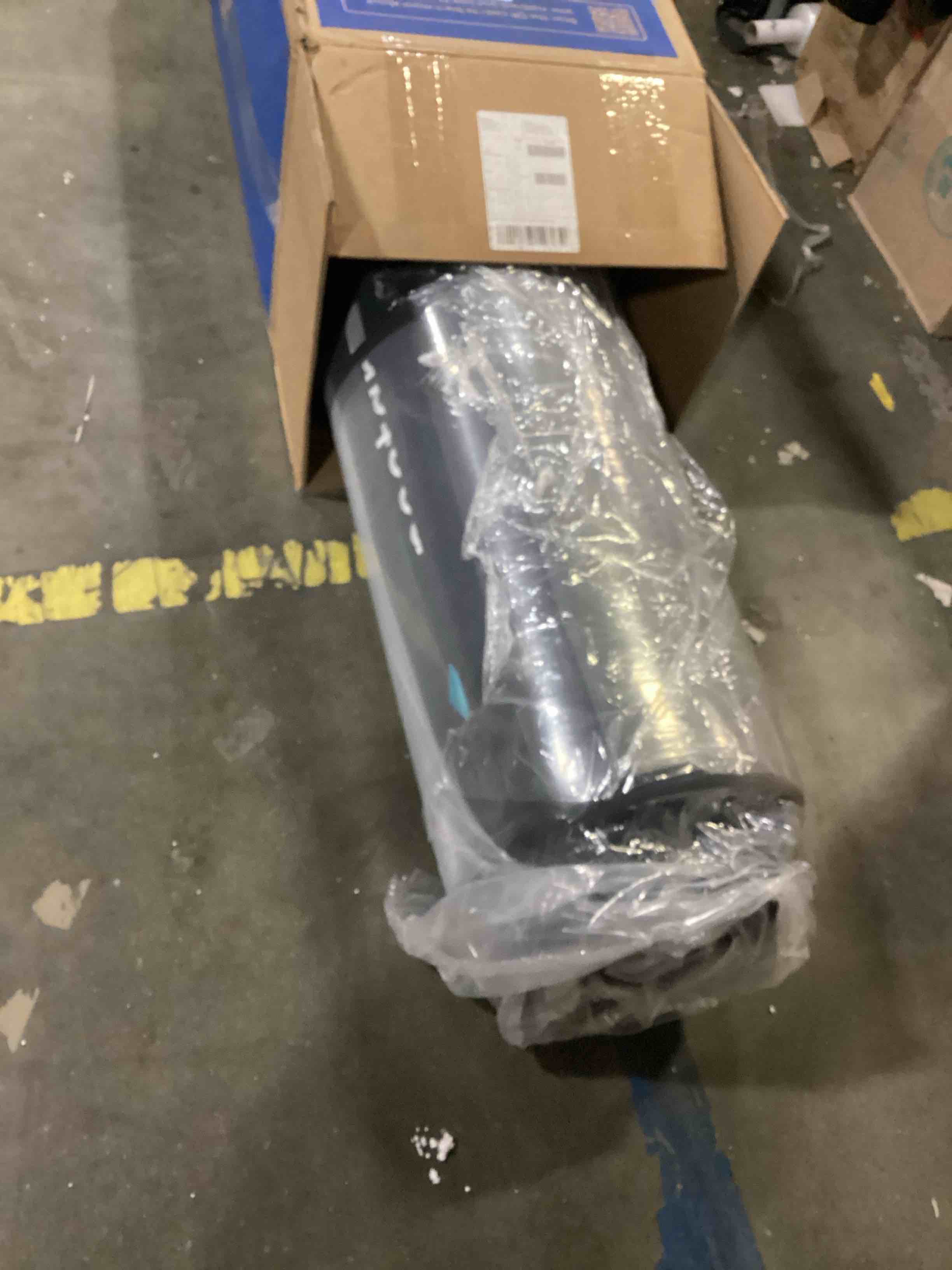 https://s3.amazonaws.com/lotting-images-prod/bidfta/PPE1445145_1741094229945.jpeg
