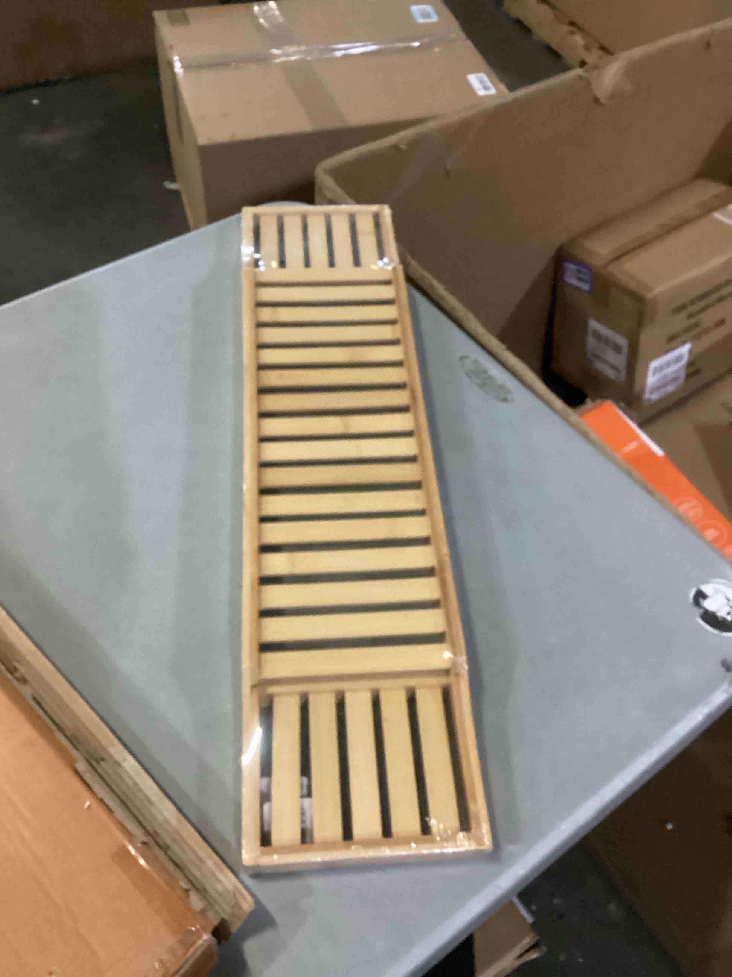 https://s3.amazonaws.com/lotting-images-prod/bidfta/PPE1445452_1741608878923.jpeg