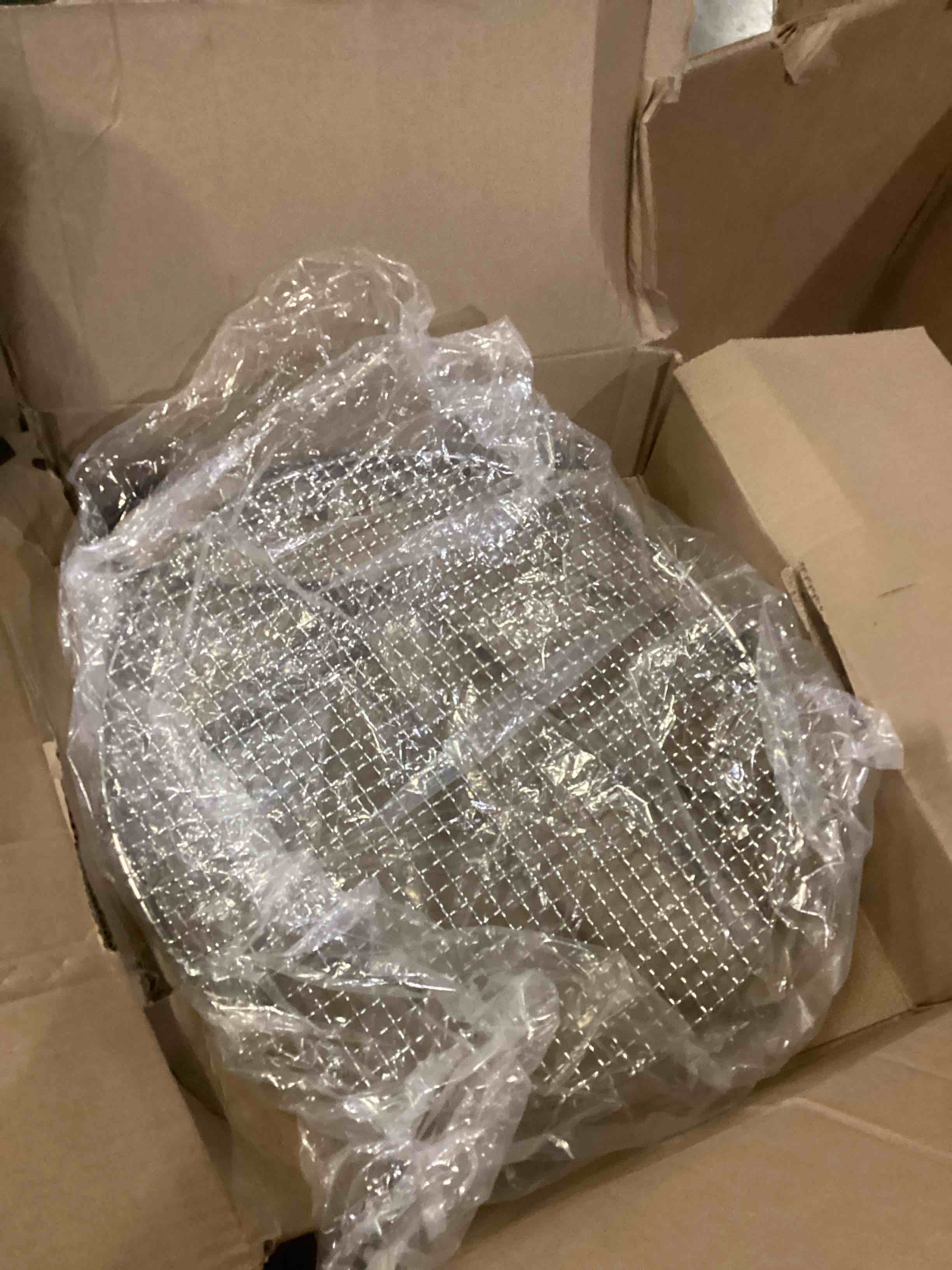 https://s3.amazonaws.com/lotting-images-prod/bidfta/PPE1445586_1741630817608.jpeg