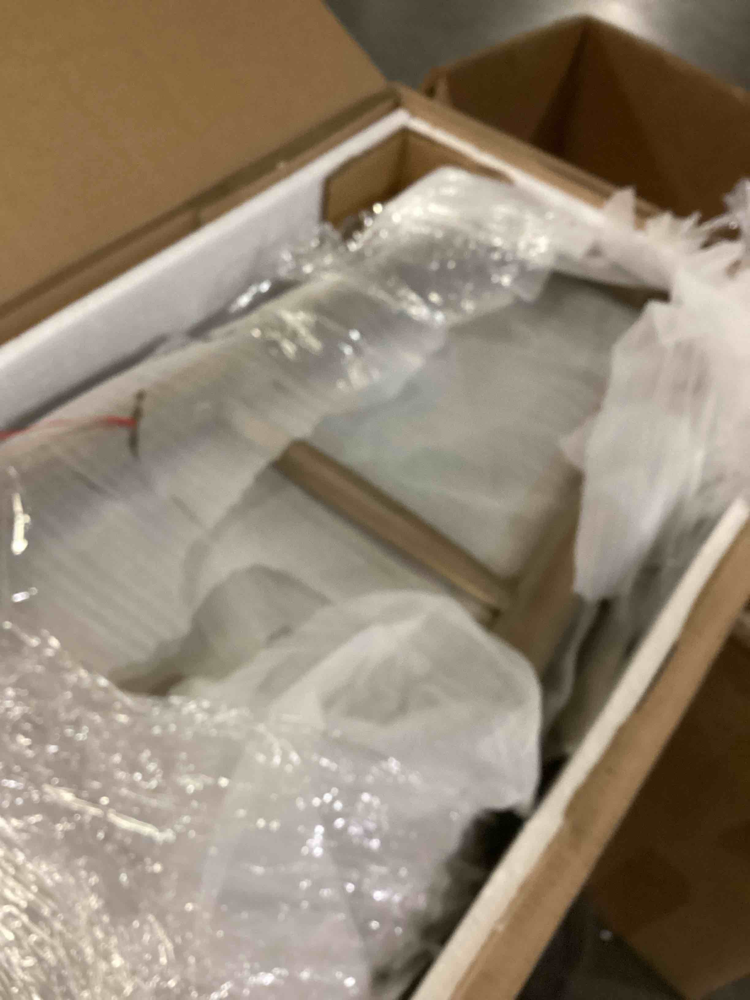 https://s3.amazonaws.com/lotting-images-prod/bidfta/PPE1445682_1741706821570.jpeg