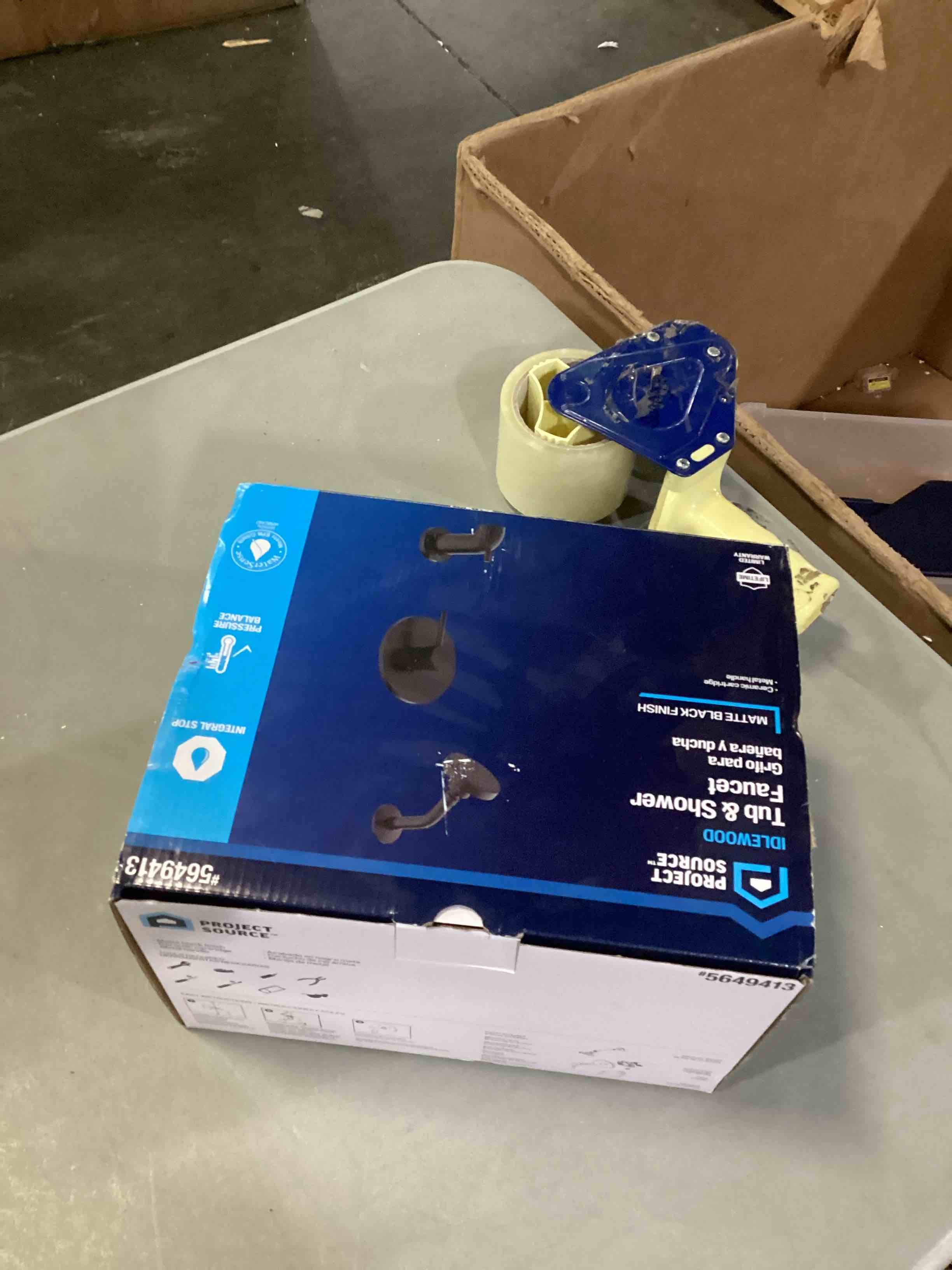https://s3.amazonaws.com/lotting-images-prod/bidfta/PPE1445708_1741717375744.jpeg