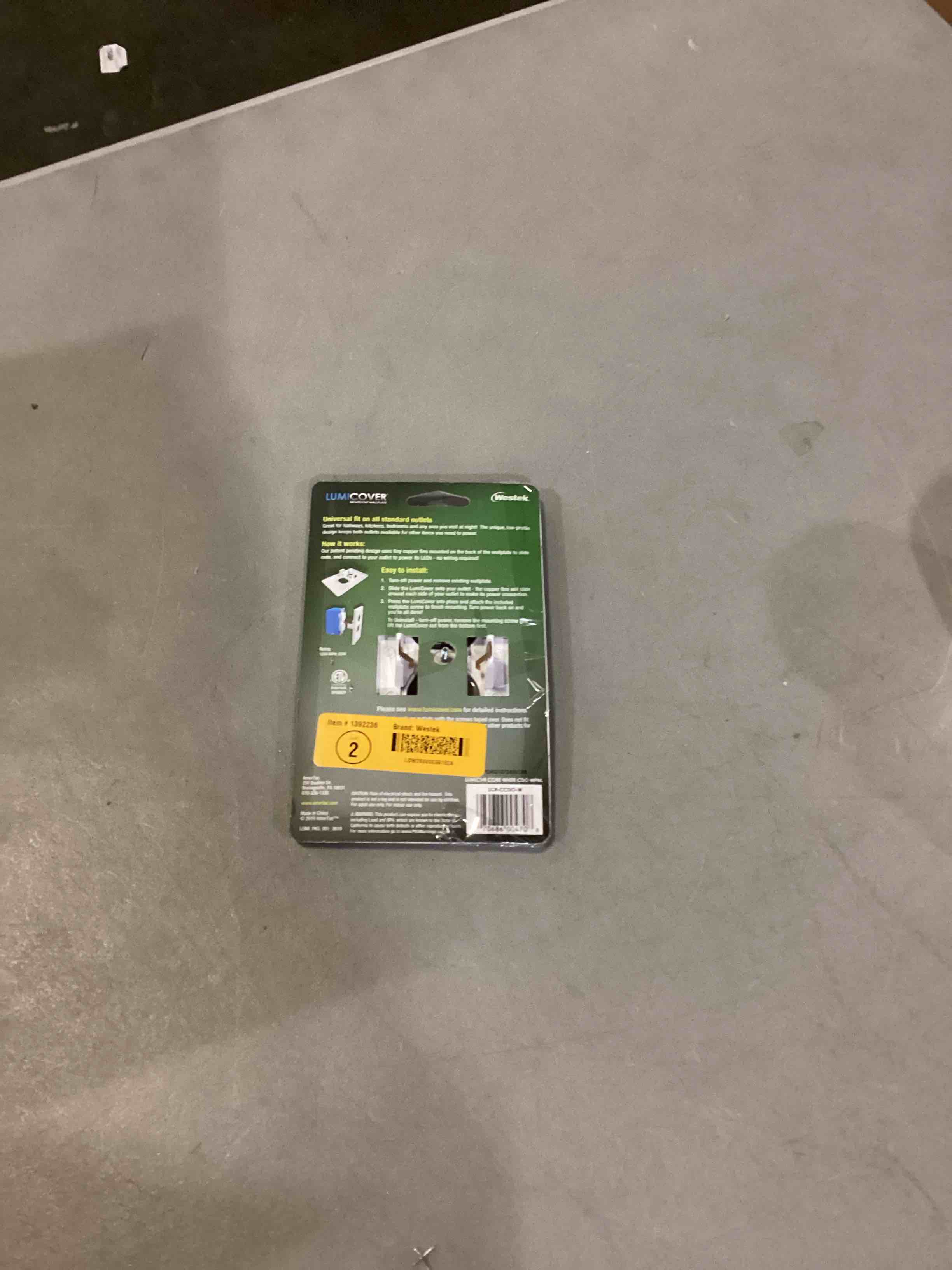 https://s3.amazonaws.com/lotting-images-prod/bidfta/PPE1445800_1741799843740.jpeg