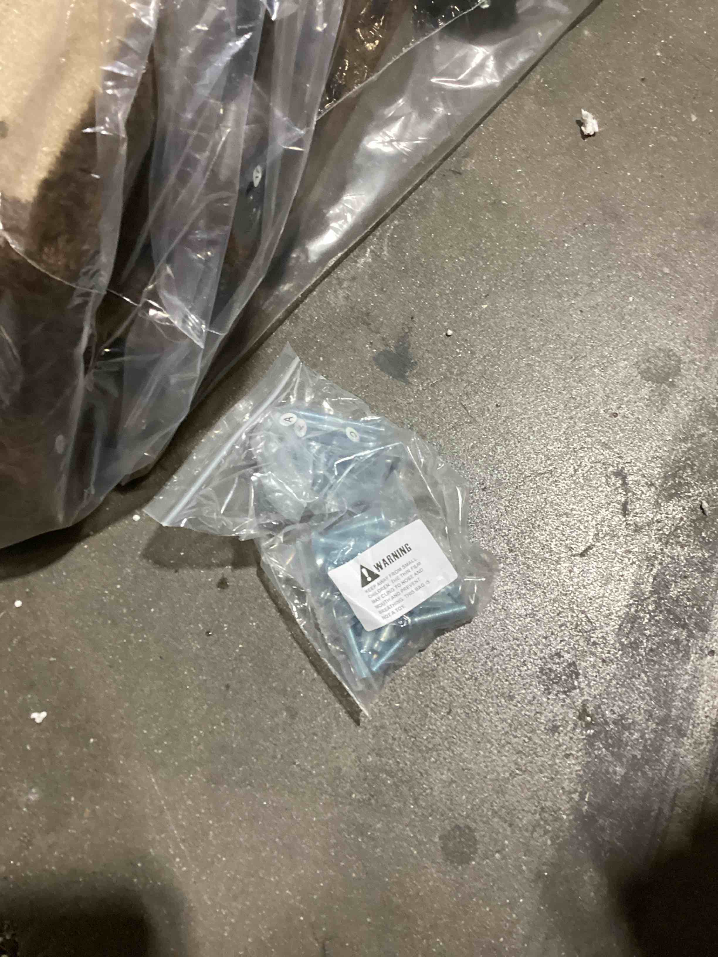 https://s3.amazonaws.com/lotting-images-prod/bidfta/PPE1445842_1741873796428.jpeg