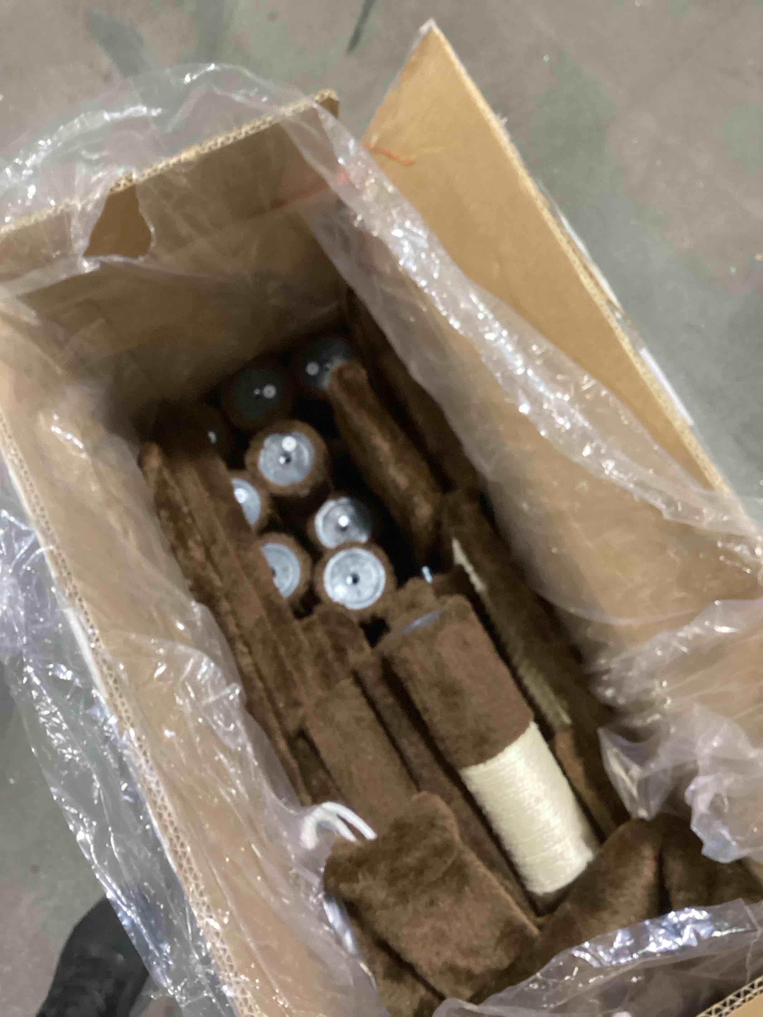 https://s3.amazonaws.com/lotting-images-prod/bidfta/PPE1445842_1741873865581.jpeg