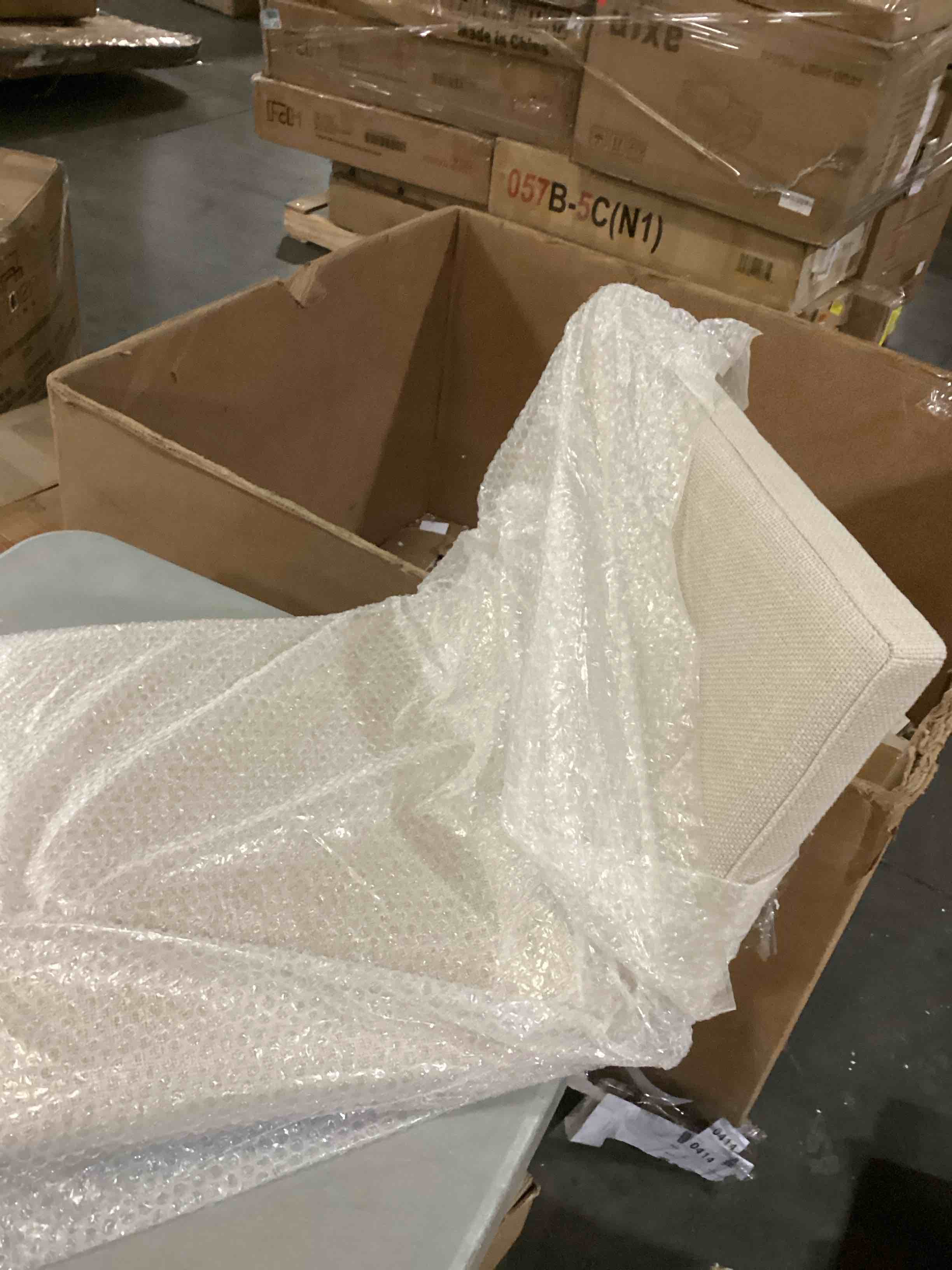 https://s3.amazonaws.com/lotting-images-prod/bidfta/PPE1446295_1742559591508.jpeg