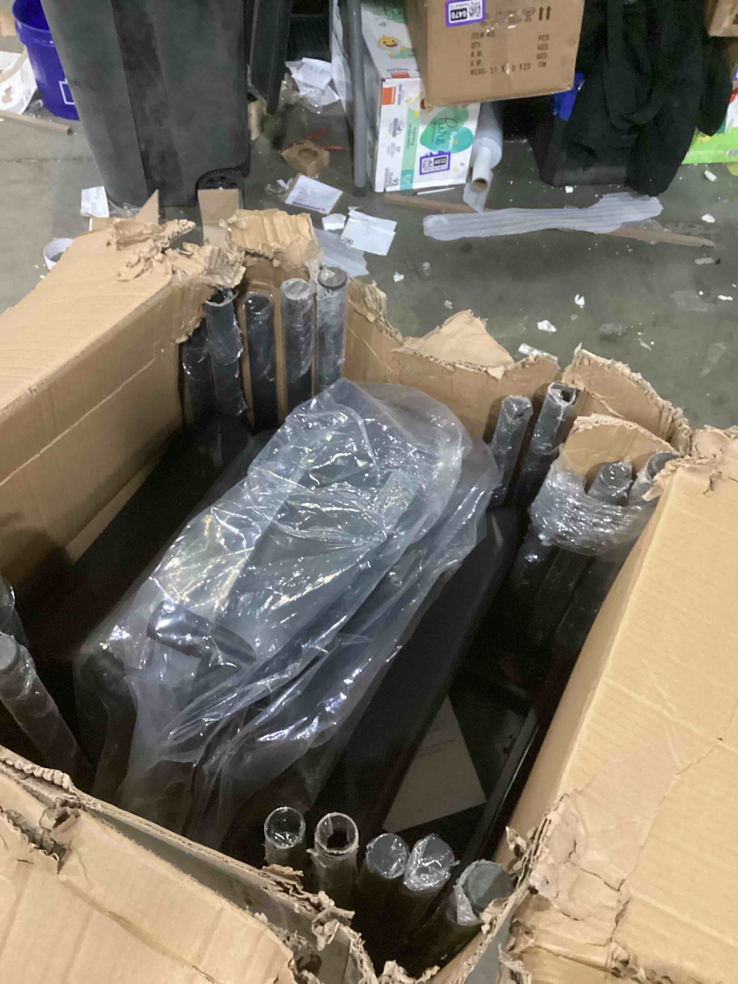 https://s3.amazonaws.com/lotting-images-prod/bidfta/PPE1446507_1742915103675.jpeg