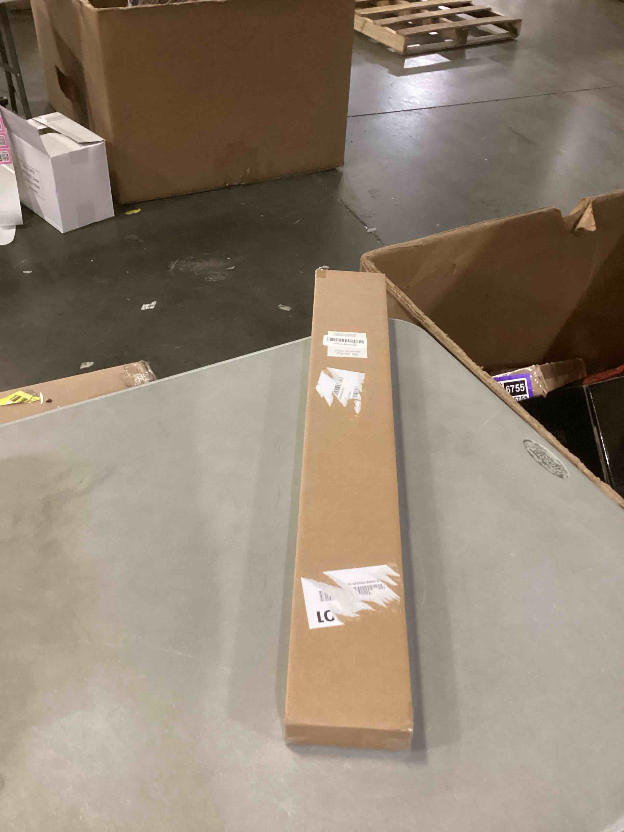 https://s3.amazonaws.com/lotting-images-prod/bidfta/PPE1446756_1743165953367.jpeg