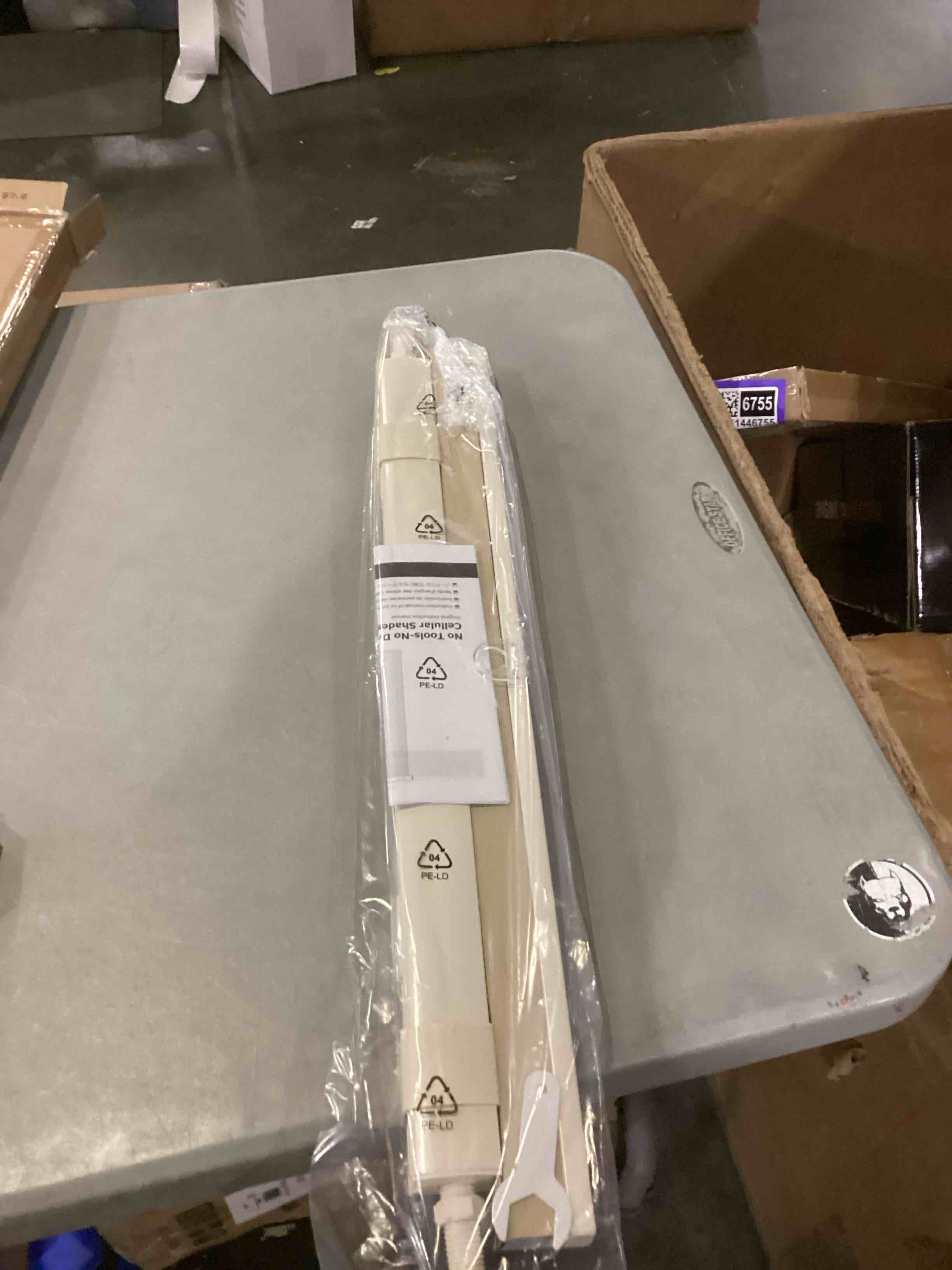 https://s3.amazonaws.com/lotting-images-prod/bidfta/PPE1446756_1743165971992.jpeg