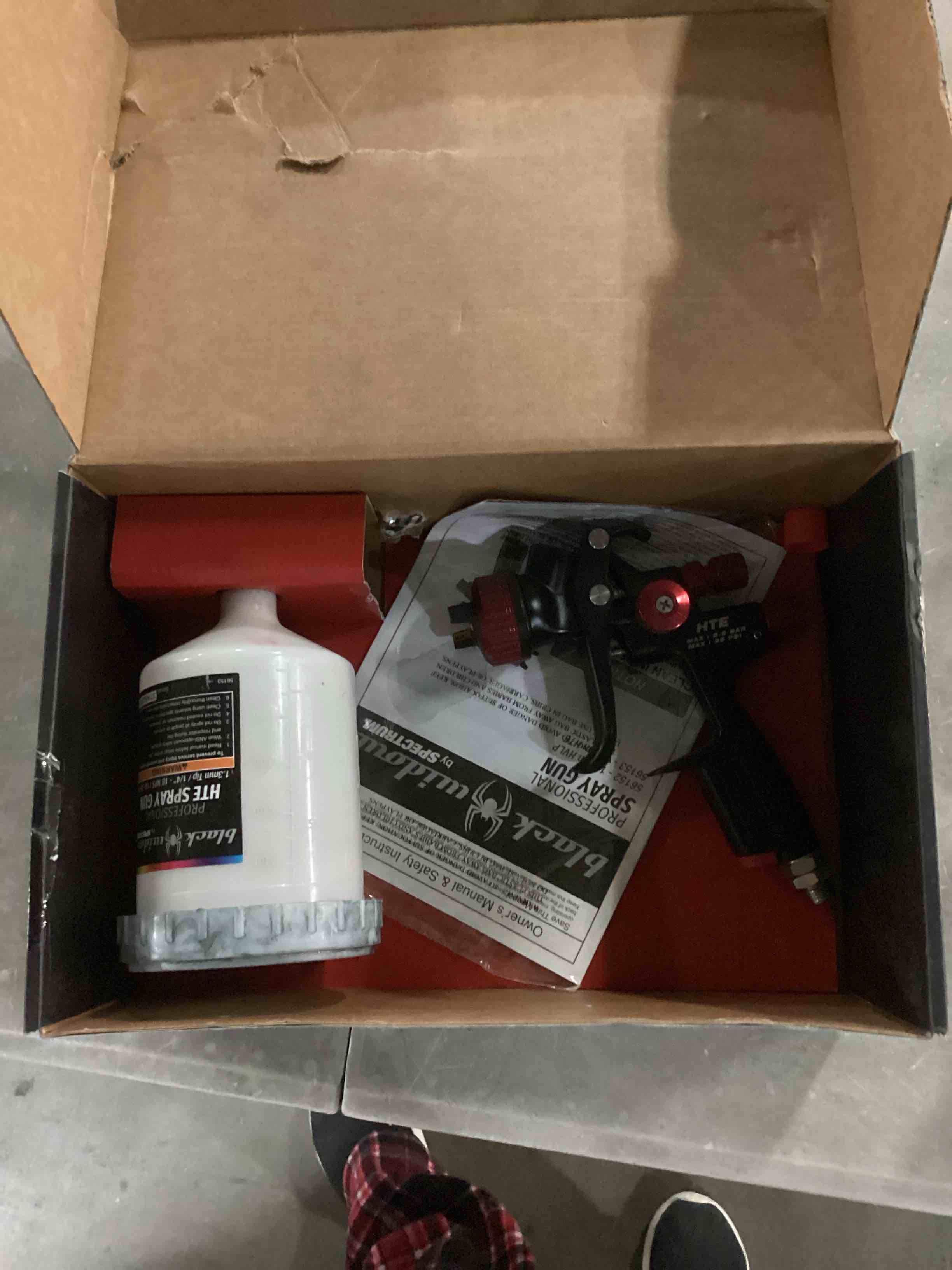 https://s3.amazonaws.com/lotting-images-prod/bidfta/PPE1447377_1738770476548.jpeg