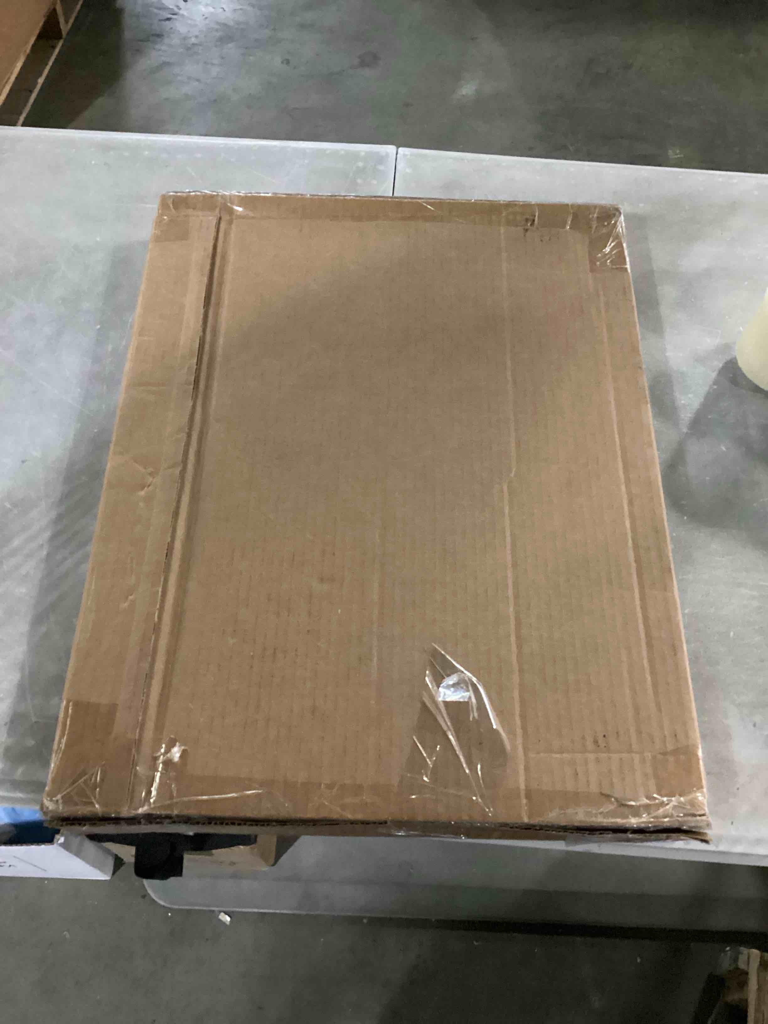 https://s3.amazonaws.com/lotting-images-prod/bidfta/PPE1448141_1739475571233.jpeg