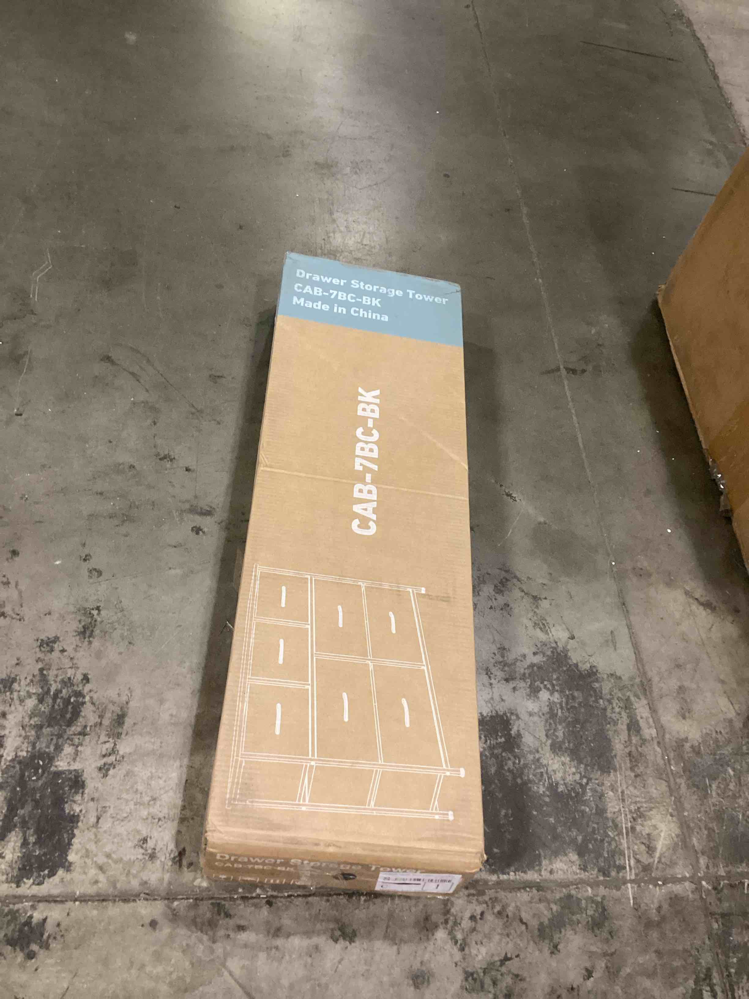 https://s3.amazonaws.com/lotting-images-prod/bidfta/PPE1448552_1740744980422.jpeg