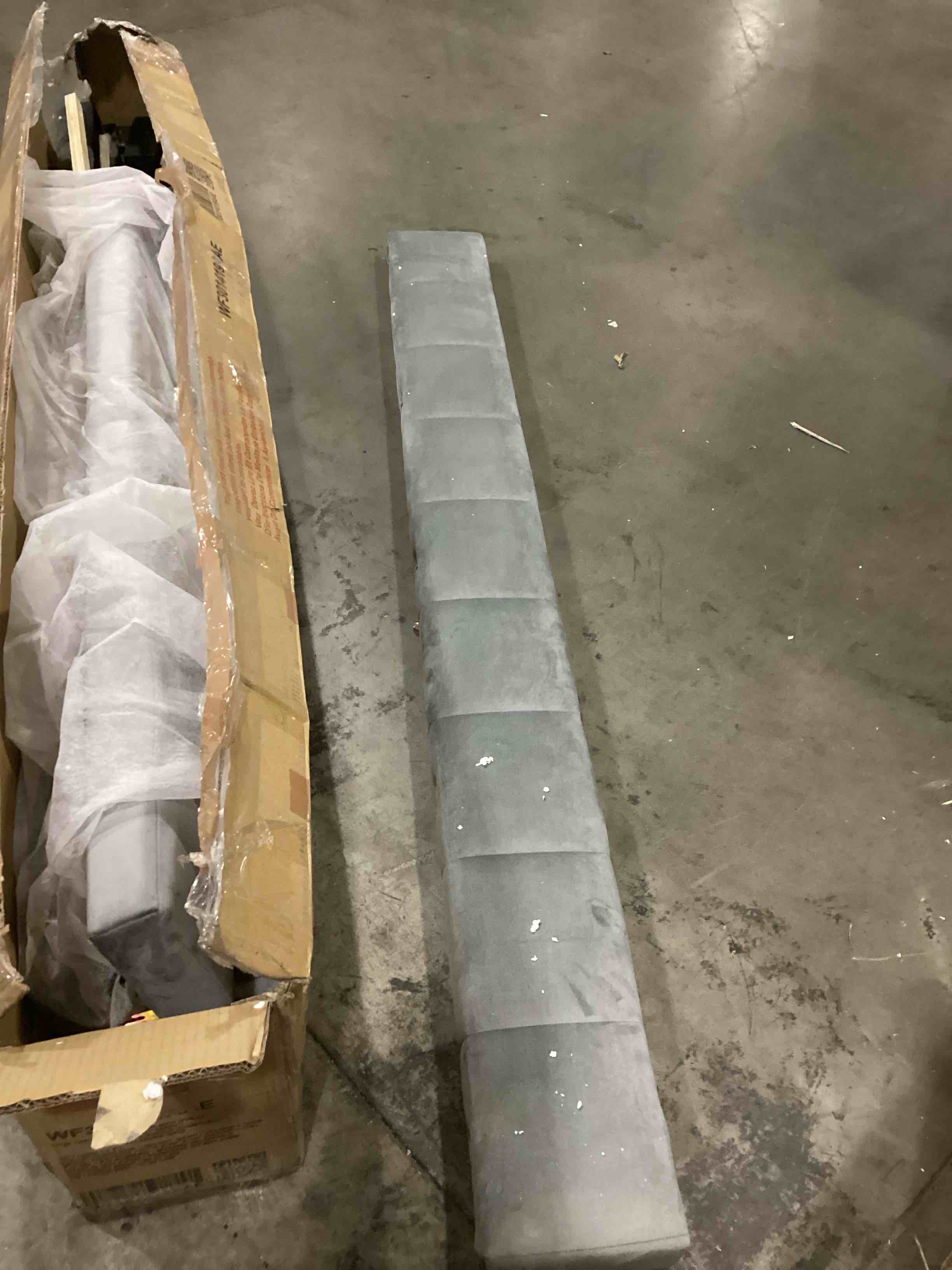 https://s3.amazonaws.com/lotting-images-prod/bidfta/PPE1448751_1741110688807.jpeg