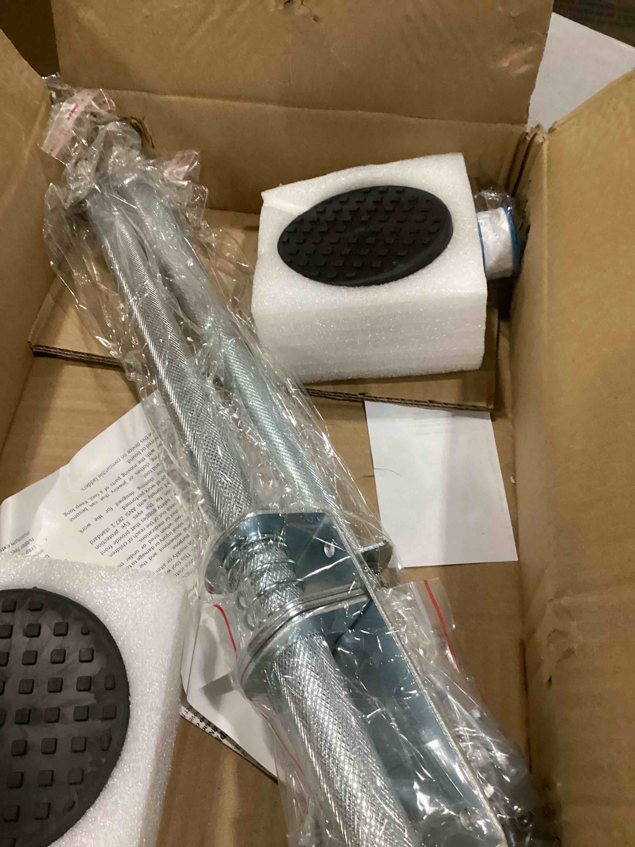https://s3.amazonaws.com/lotting-images-prod/bidfta/PPE1448901_1741366339285.jpeg