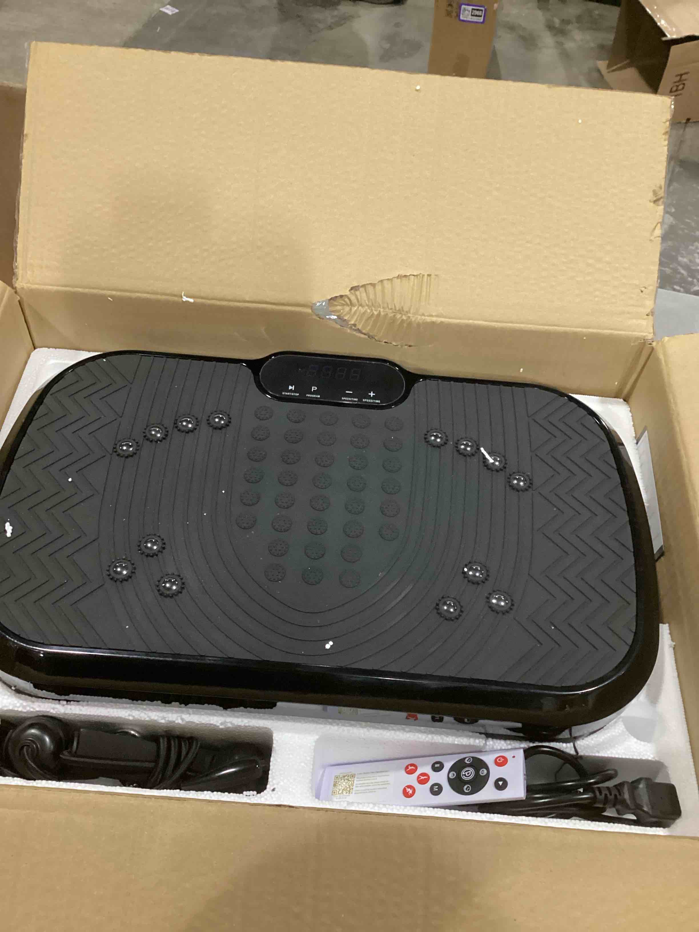 https://s3.amazonaws.com/lotting-images-prod/bidfta/PPE1449081_1741695812633.jpeg