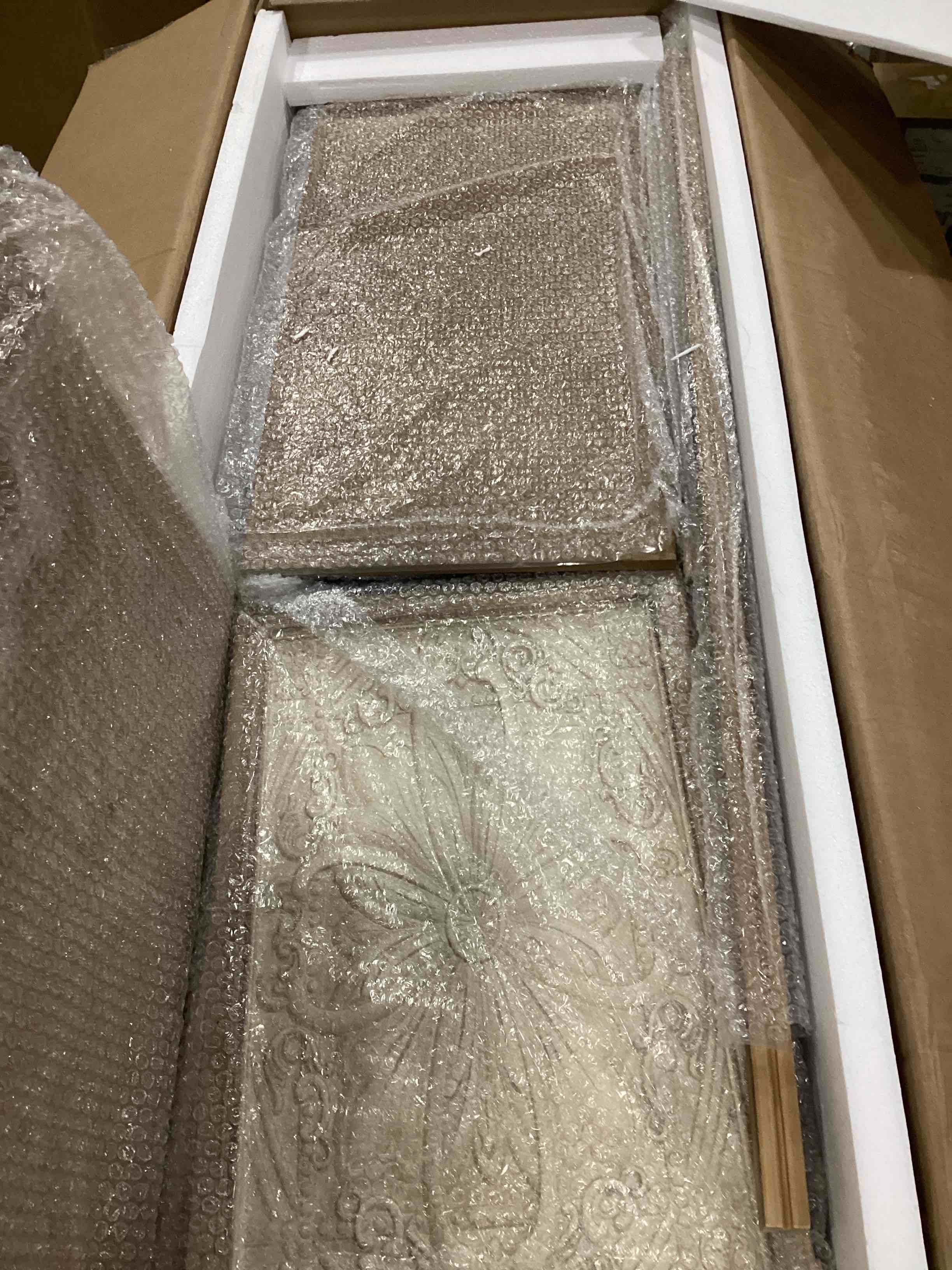 https://s3.amazonaws.com/lotting-images-prod/bidfta/PPE1449272_1741965745455.jpeg