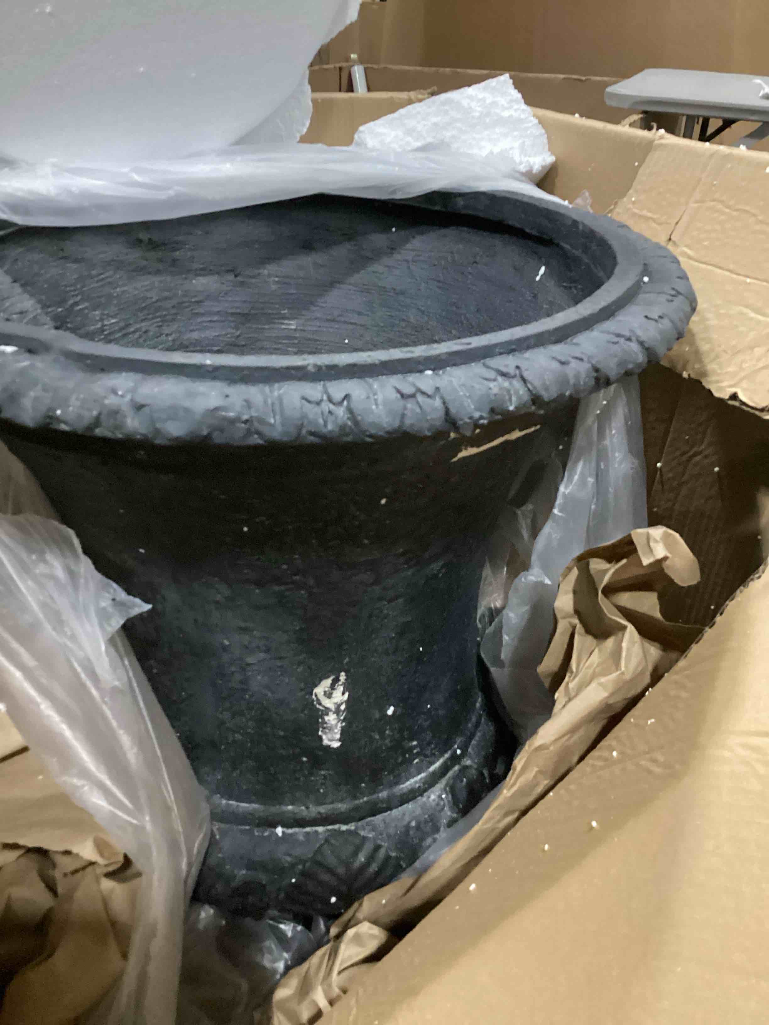 https://s3.amazonaws.com/lotting-images-prod/bidfta/PPE1449497_1742495035613.jpeg