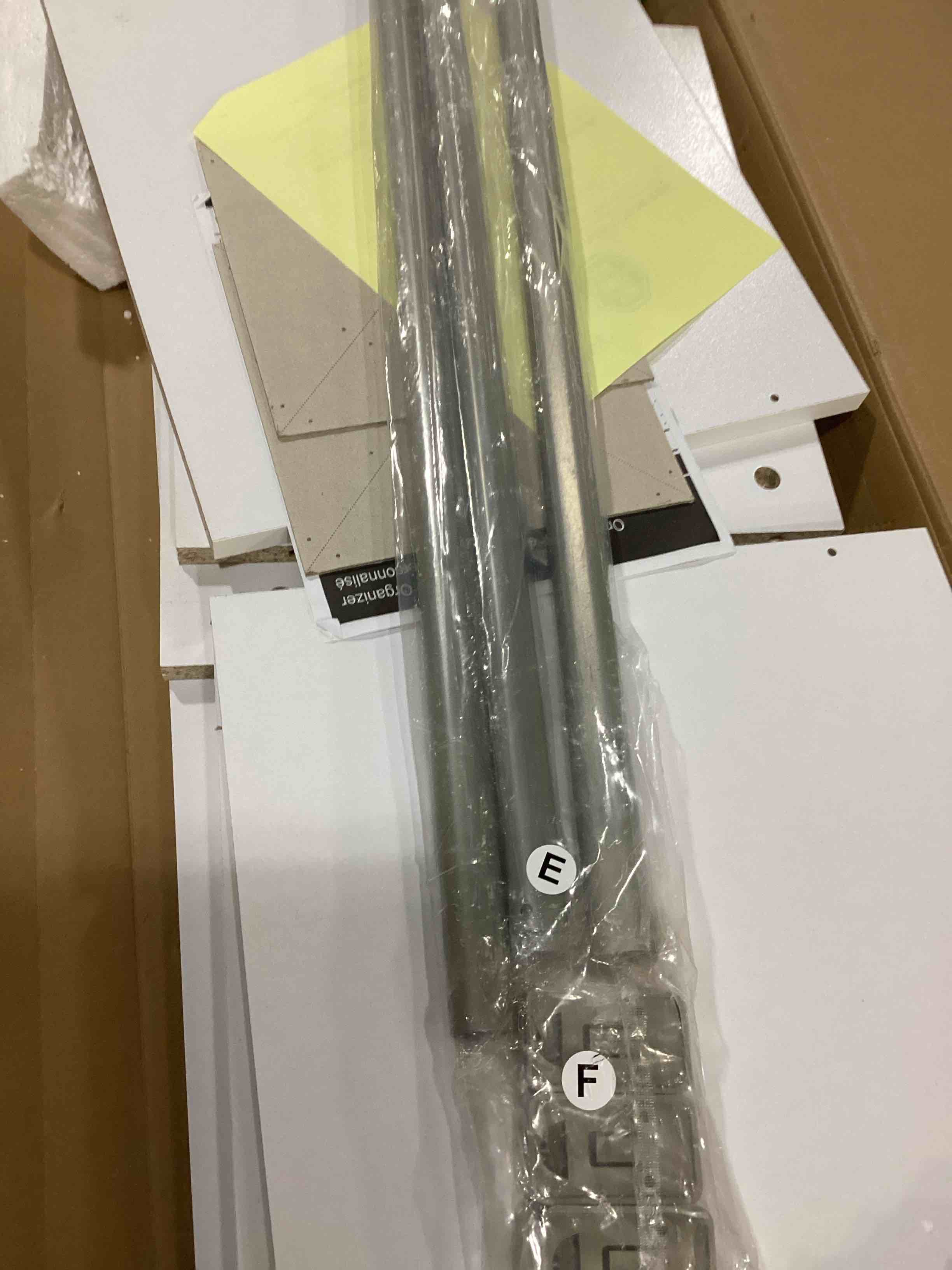 https://s3.amazonaws.com/lotting-images-prod/bidfta/PPE1450719_1739456332811.jpeg
