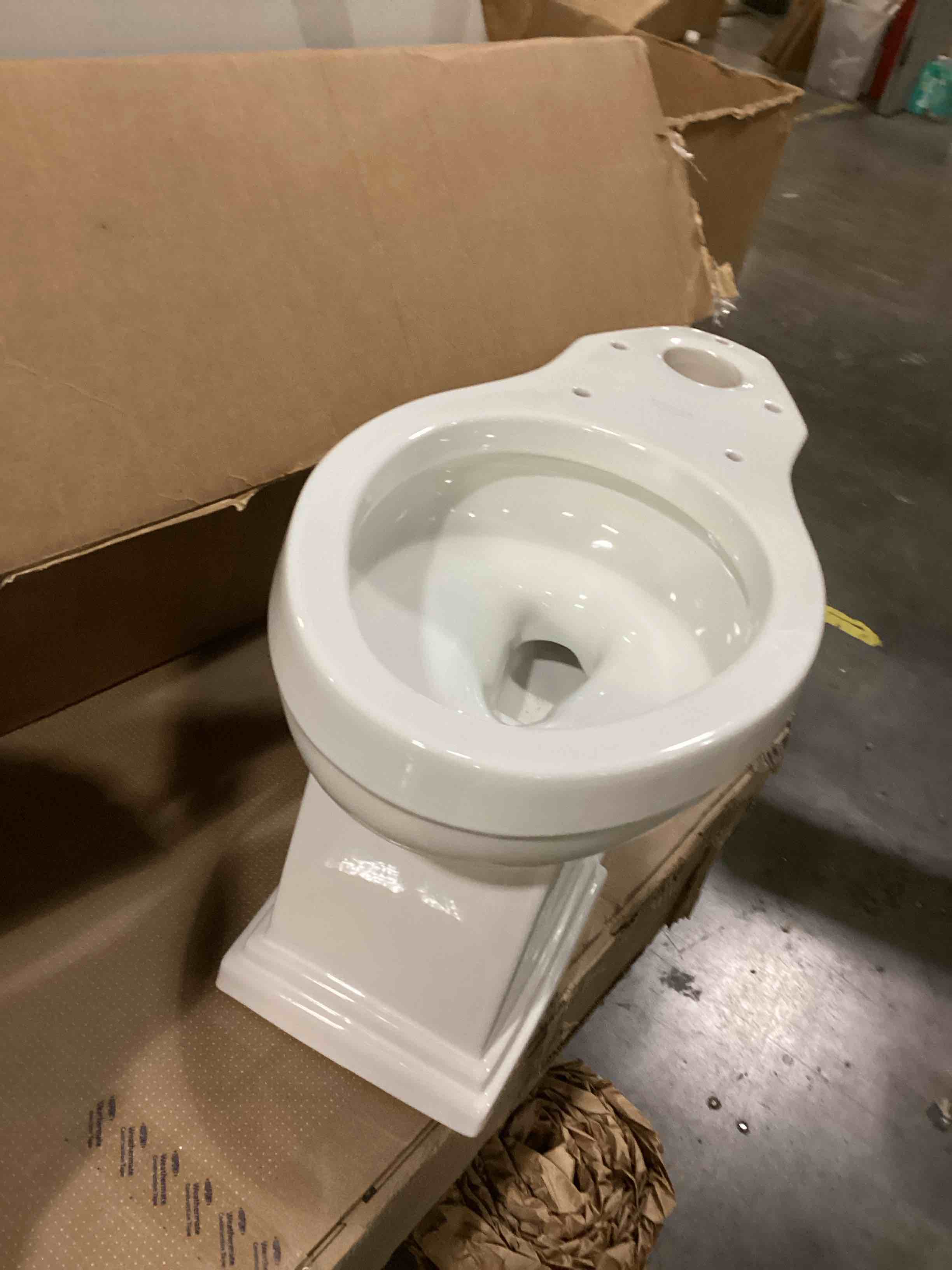 https://s3.amazonaws.com/lotting-images-prod/bidfta/PPE1451020_1739906423550.jpeg